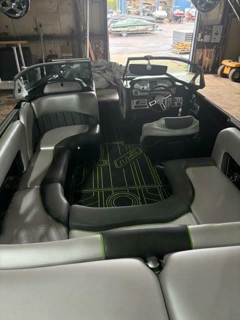 2017 Mb Sports B52 21 Classic — photo 3