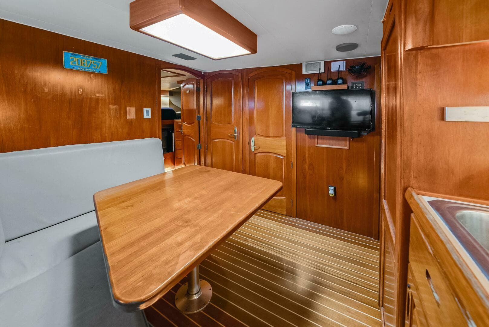 1986 Westport Christensen Cockpit — photo 21