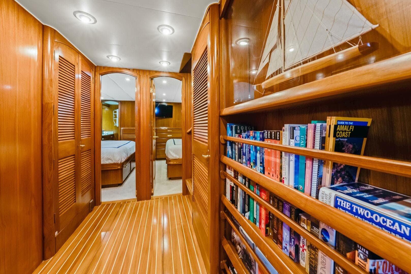 1986 Westport Christensen Cockpit — photo 10