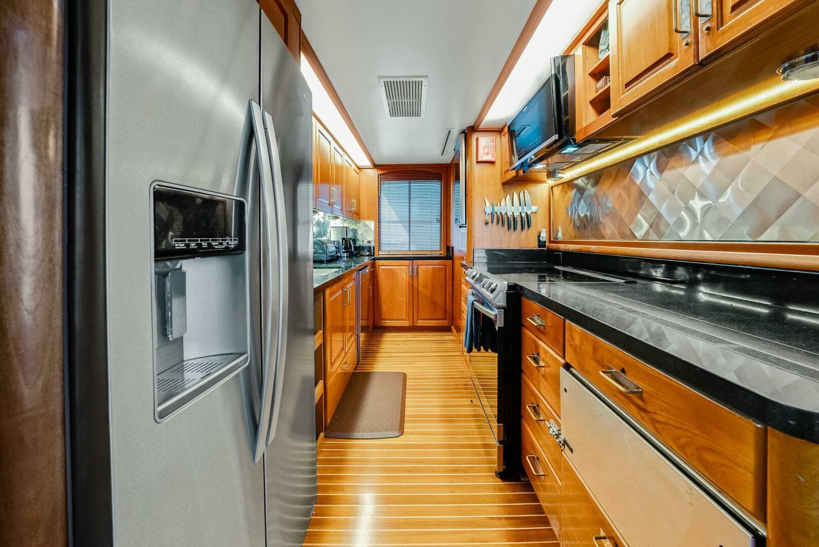 1986 Westport Christensen Cockpit — photo 6