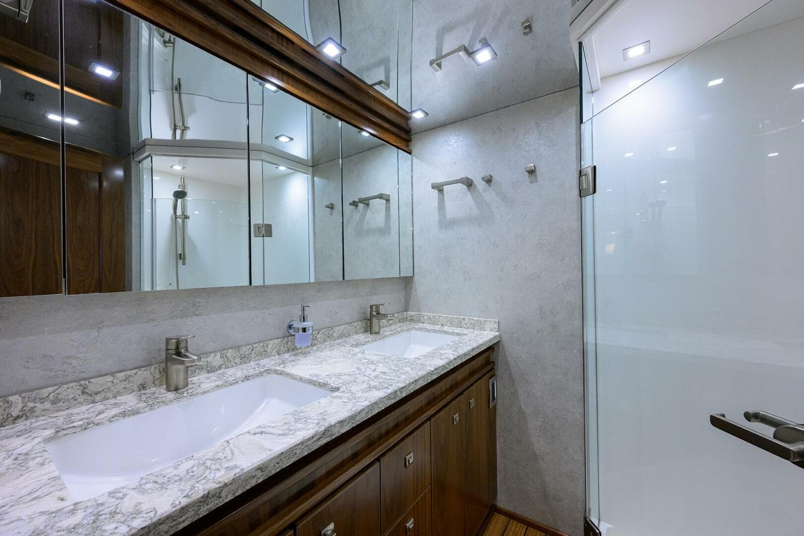 2019 Viking Convertible — photo 15