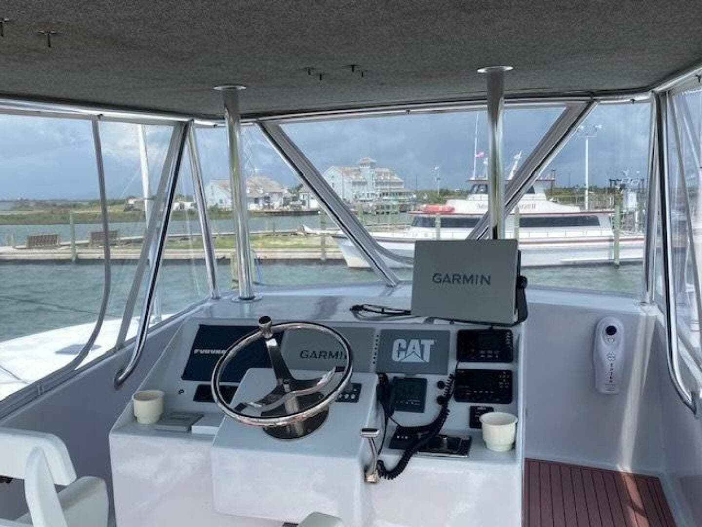 2022 Custom Carolina — photo 3