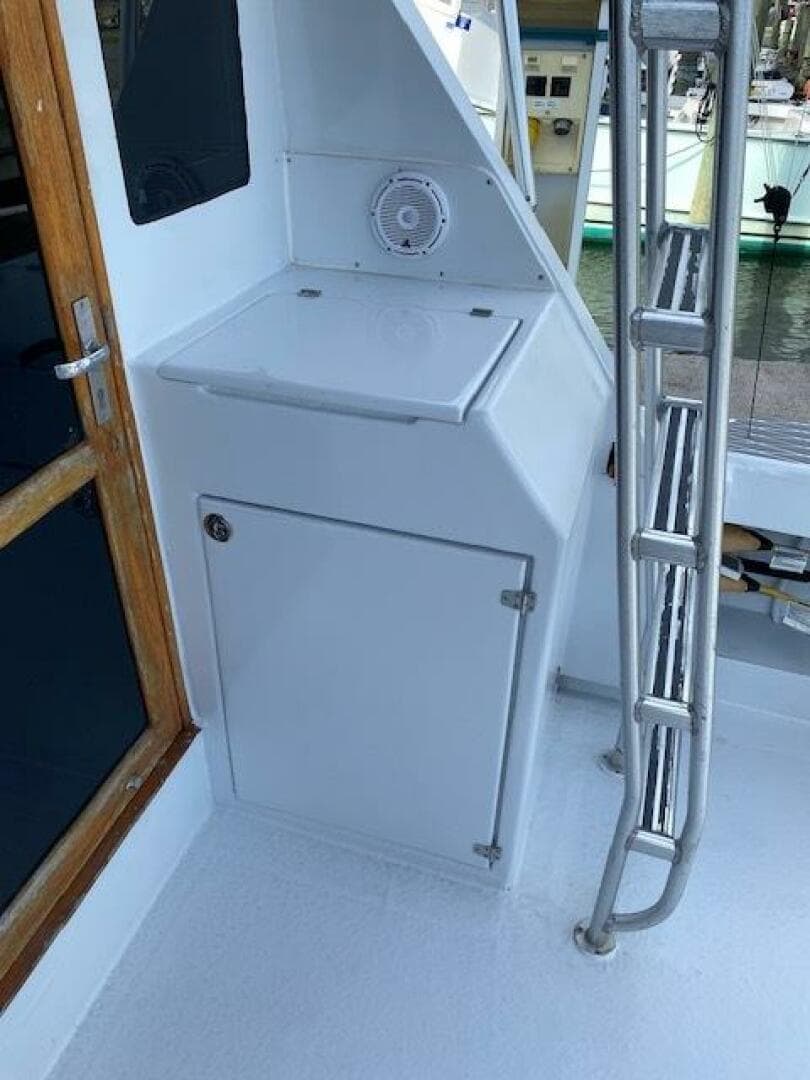 1985 Bertram — photo 9