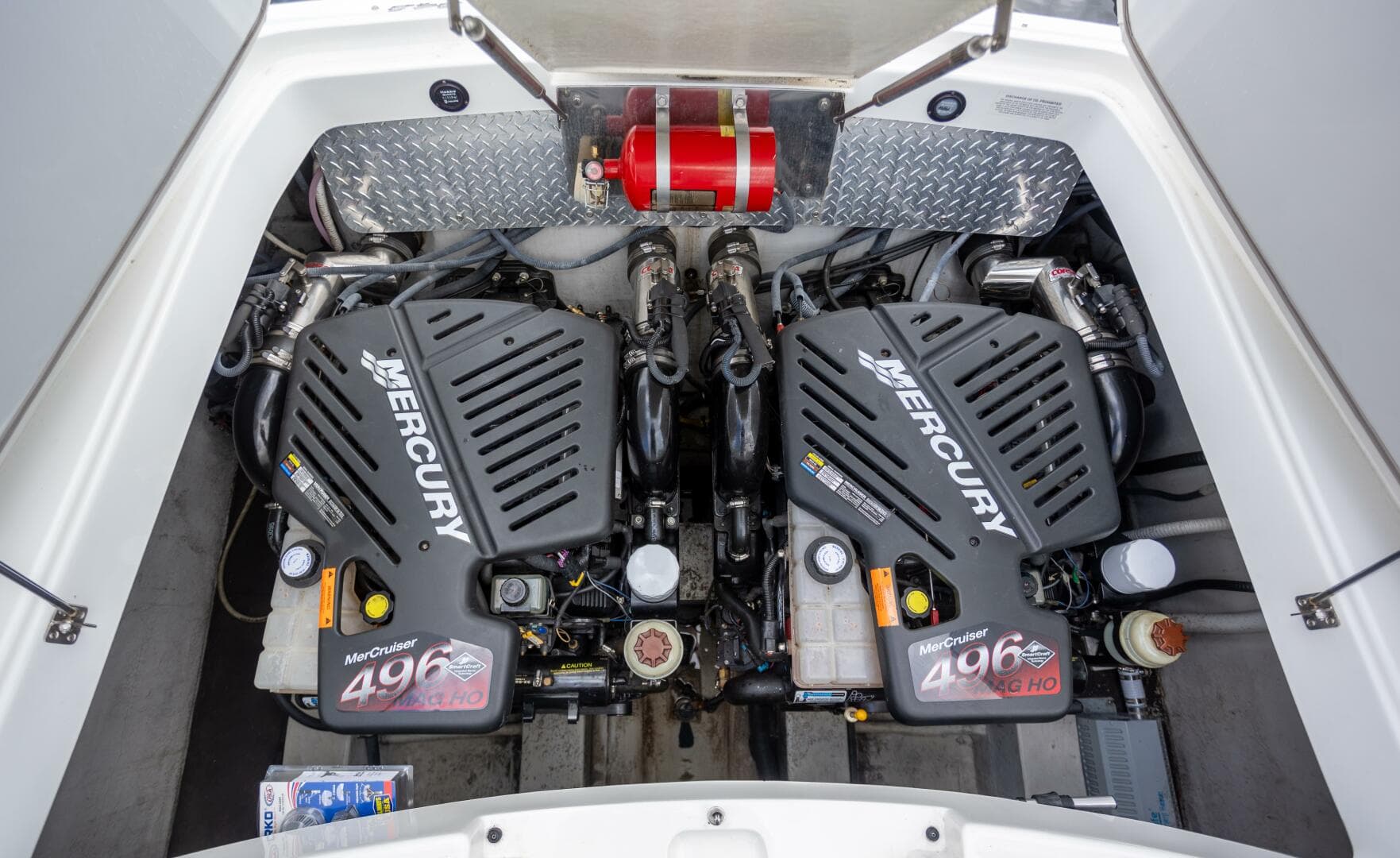 2005 Cobalt 343 — photo 24