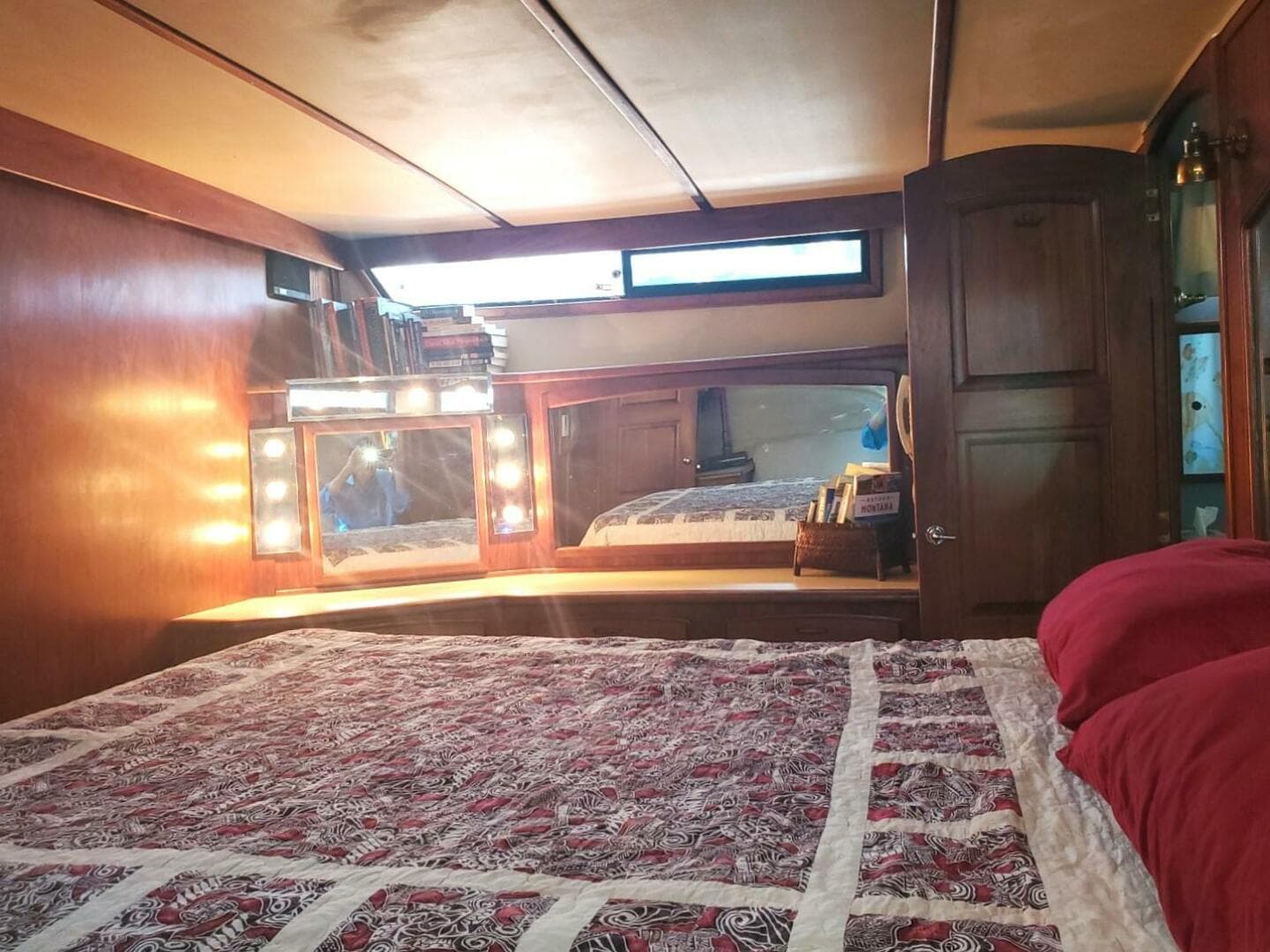 1985 Californian 5239 Cockpit — photo 24