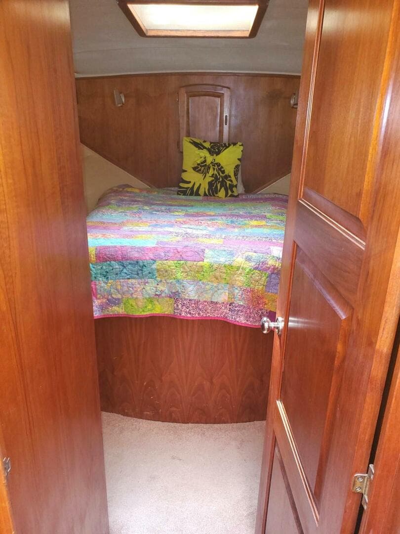 1985 Californian 5239 Cockpit — photo 45