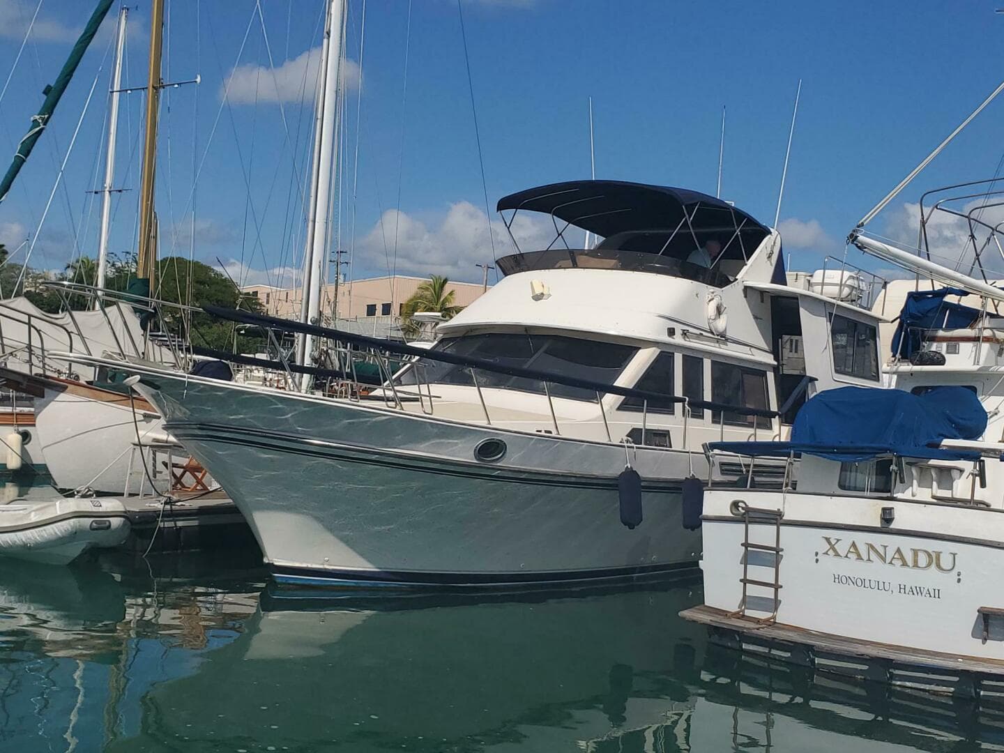 1985 Californian 5239 Cockpit — photo 3