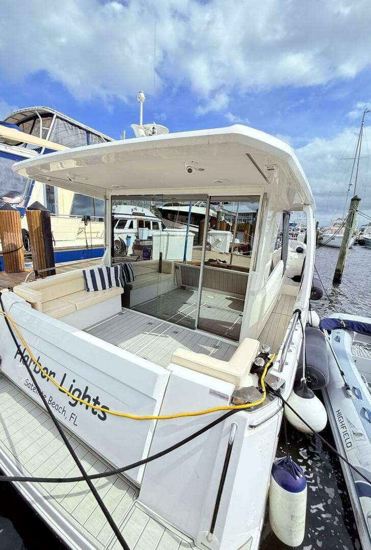 2021 Greenline 39 Hybrid - Great Loop — photo 16