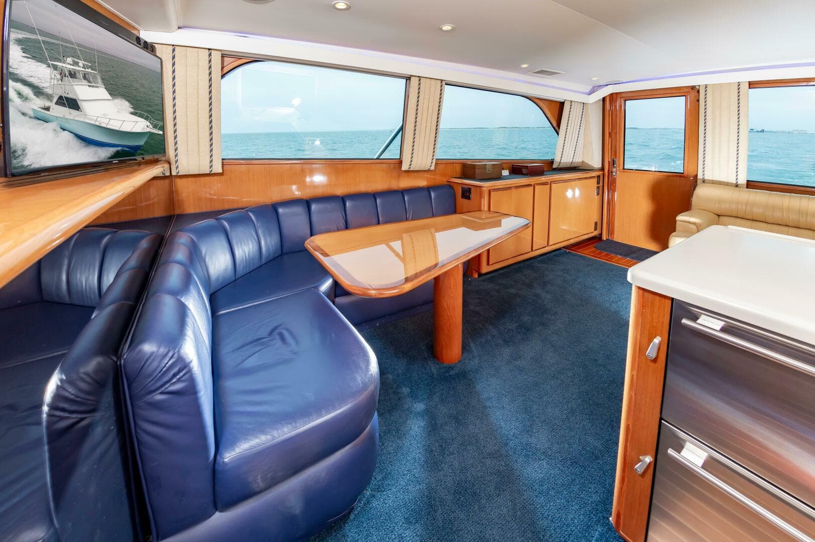 2001 Viking 50 Convertible — photo 41