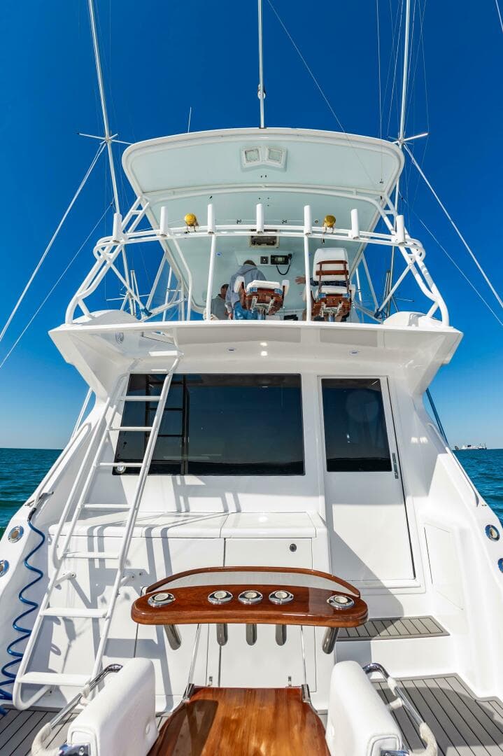 2001 Viking 50 Convertible — photo 22