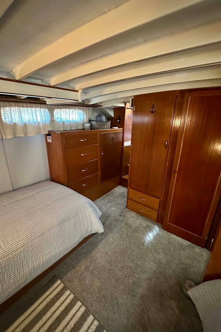 1960 Chris-Craft 45 Constellation — photo 30