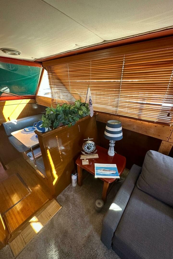 1960 Chris-Craft 45 Constellation — photo 17