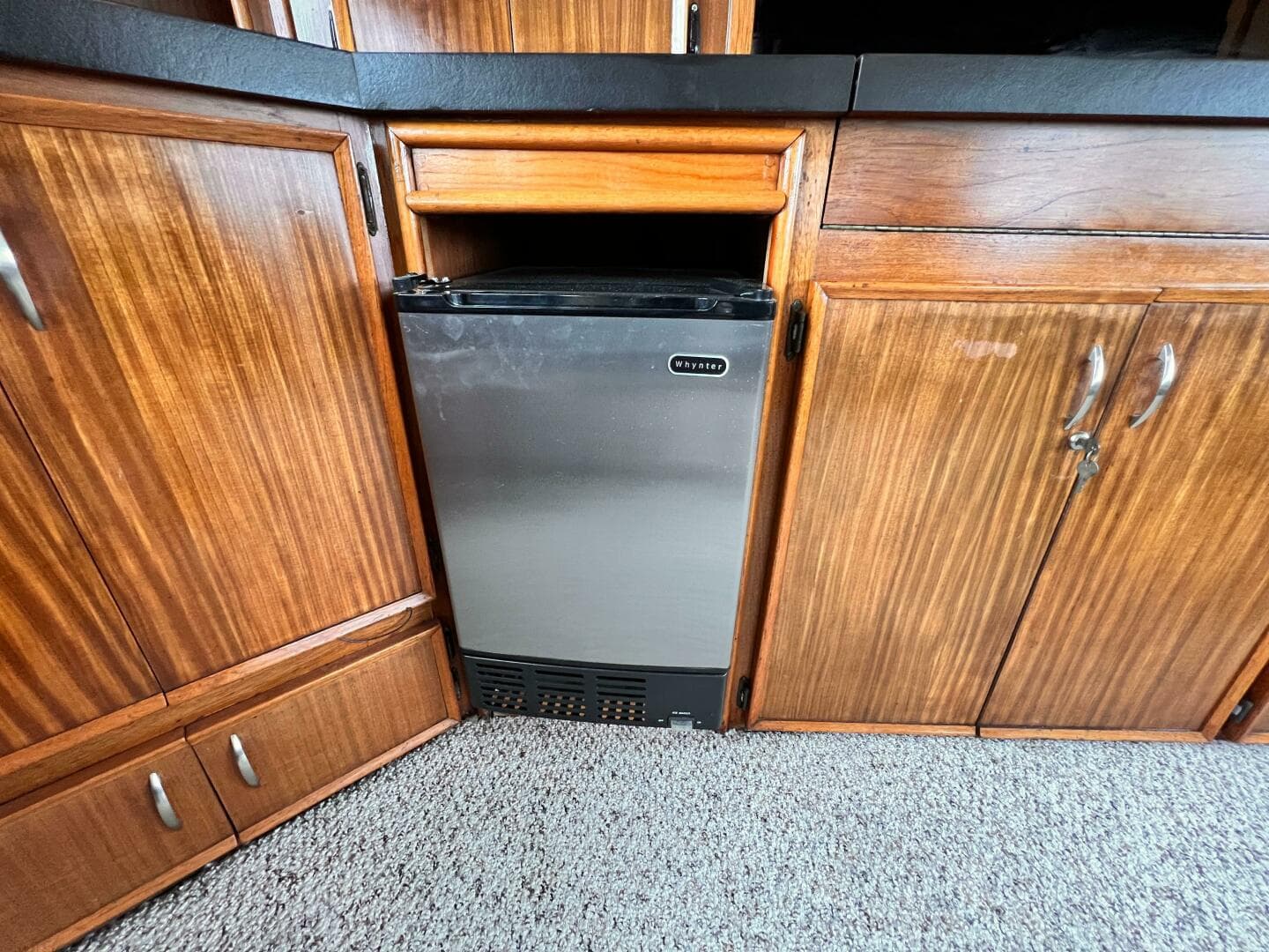 1980 Hatteras 58 — photo 22