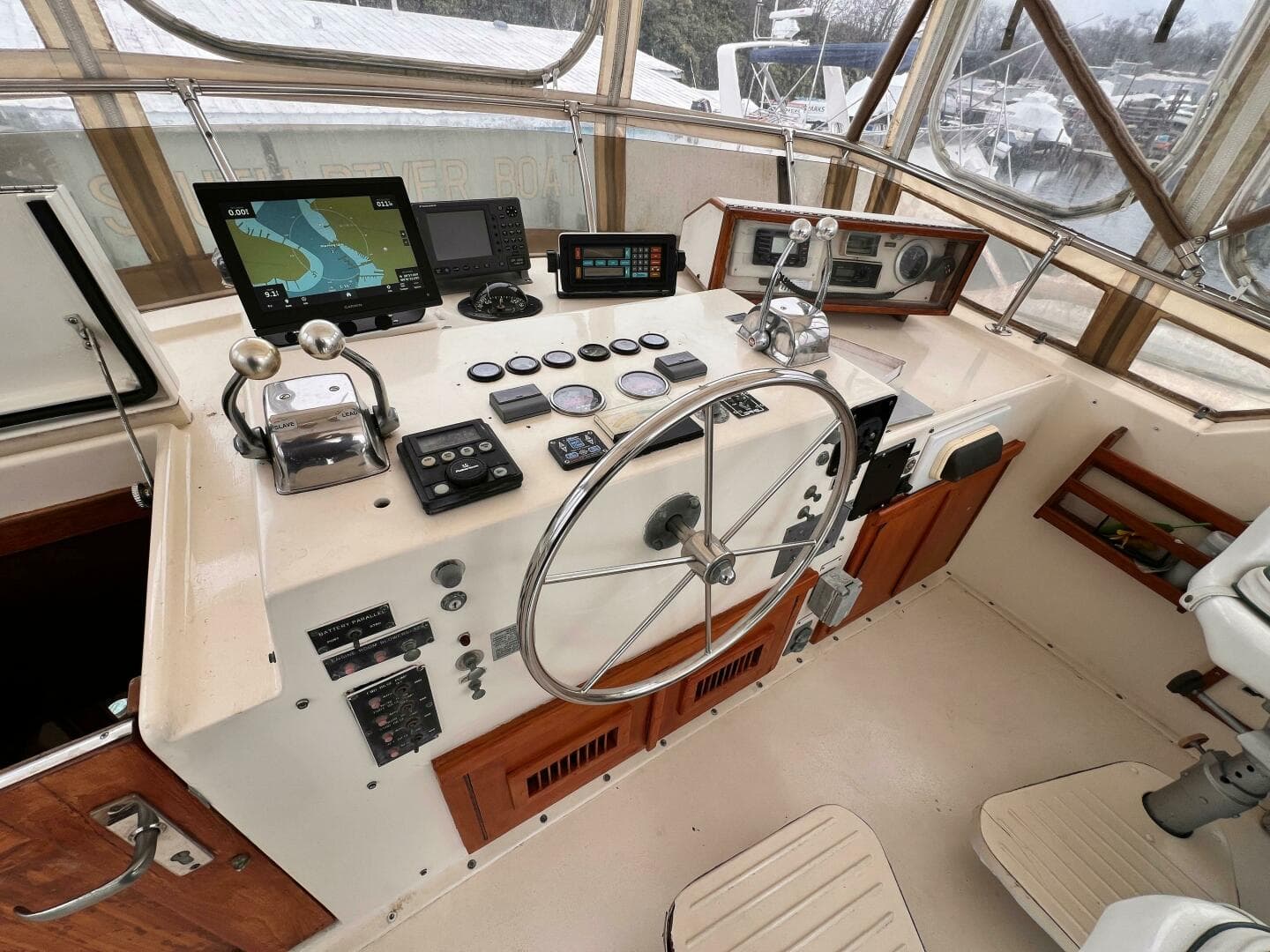 1980 Hatteras 58 — photo 102