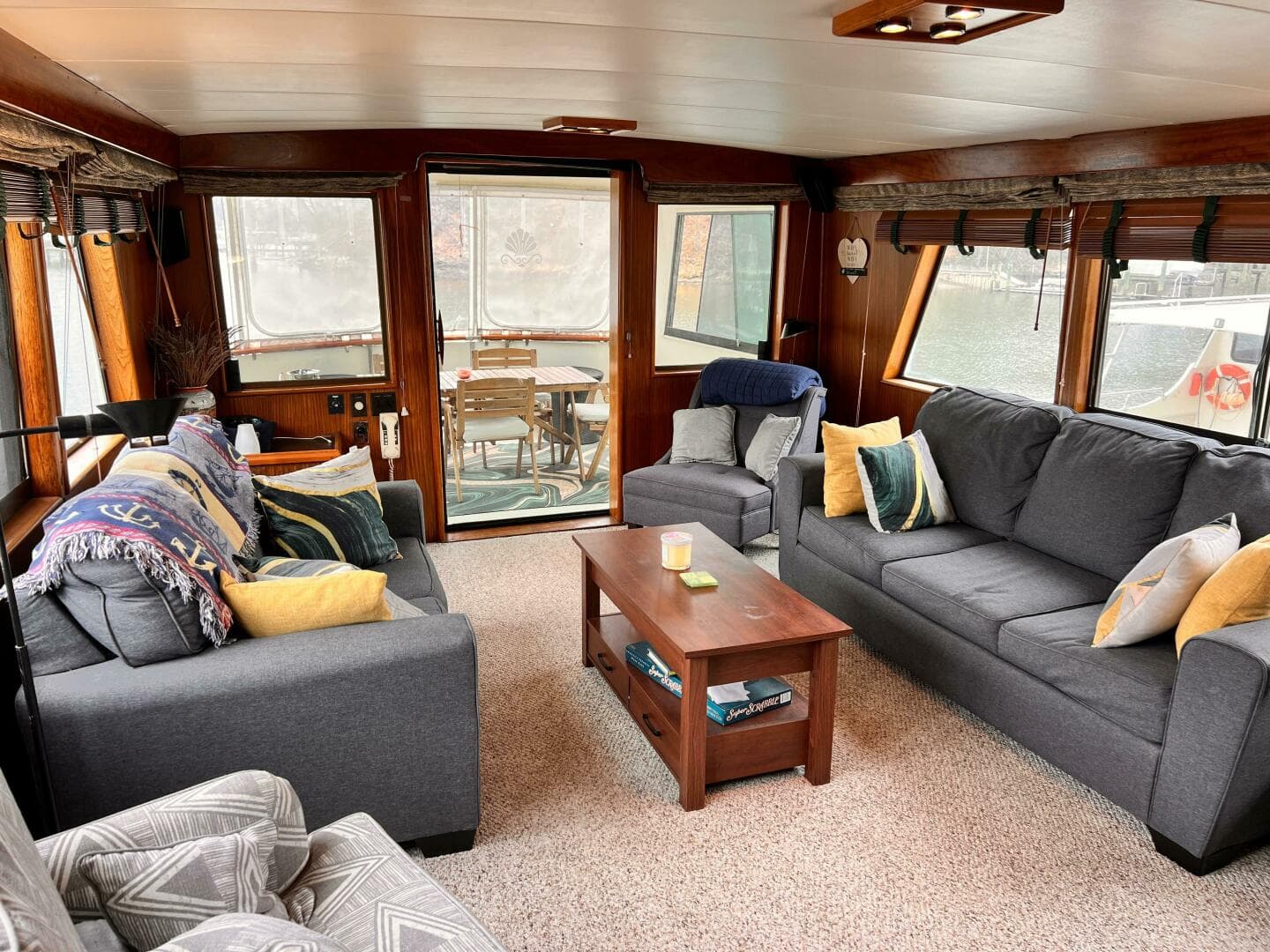 1980 Hatteras 58 — photo 12