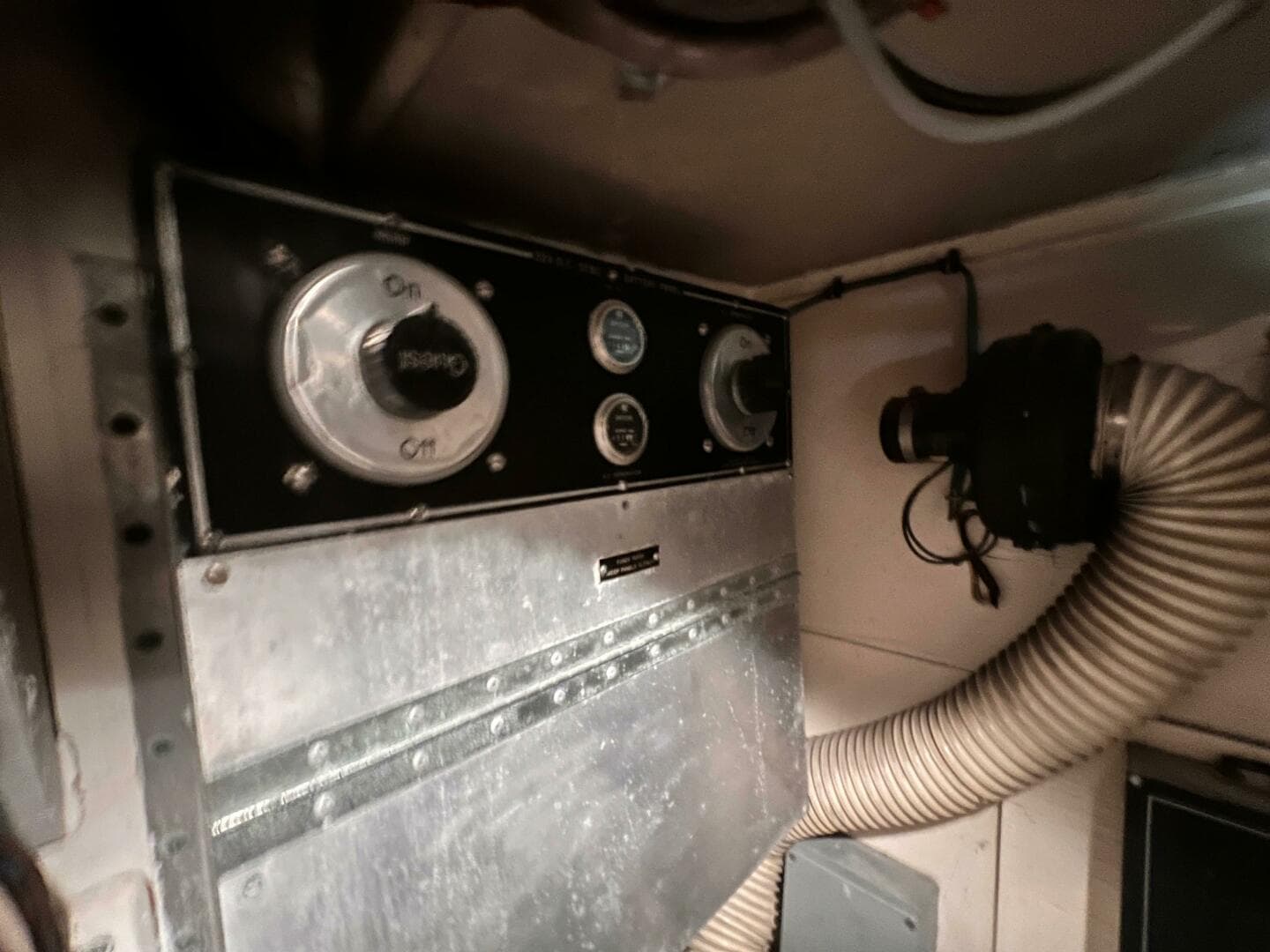 1980 Hatteras 58 — photo 78