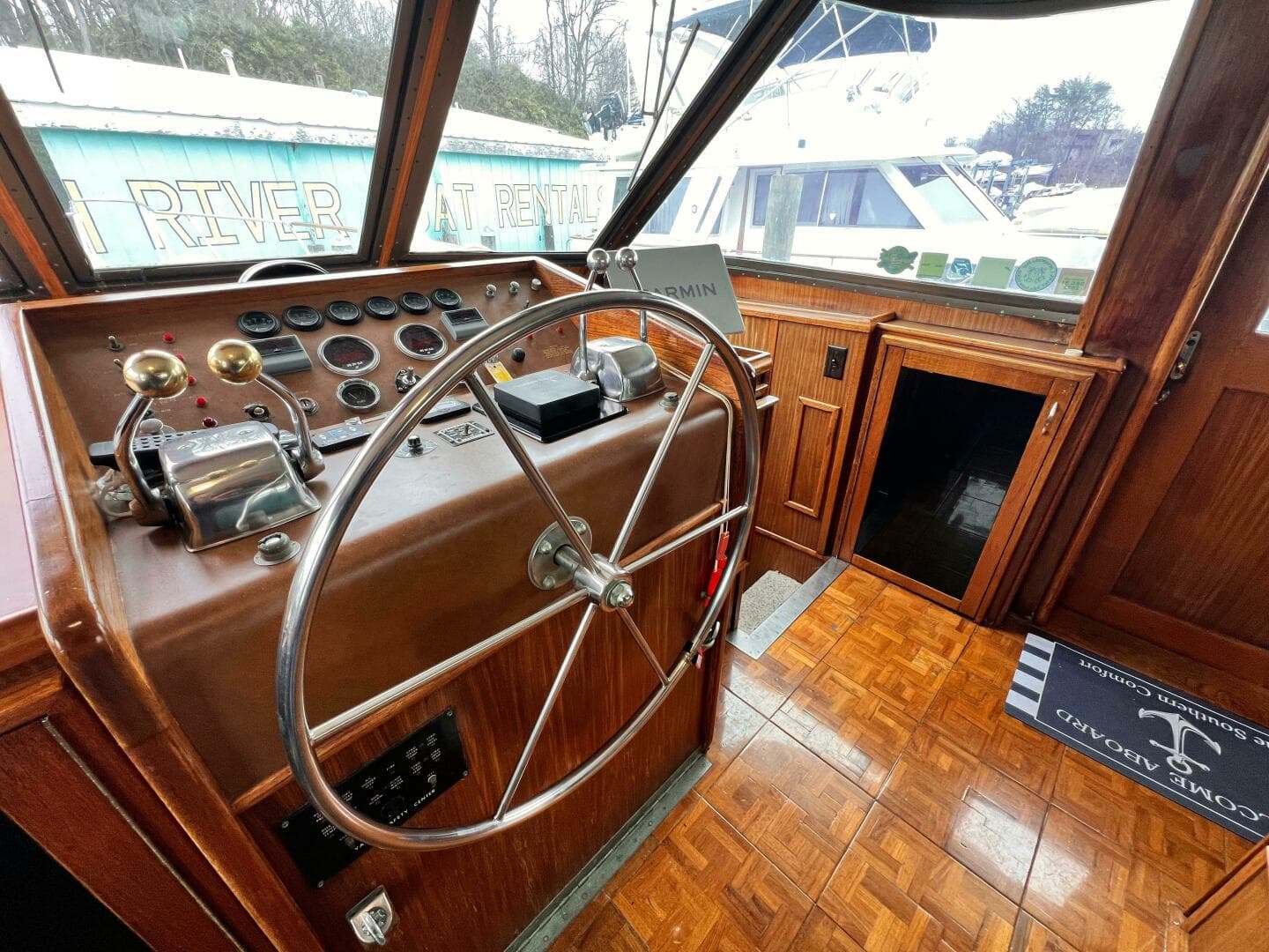 1980 Hatteras 58 — photo 8