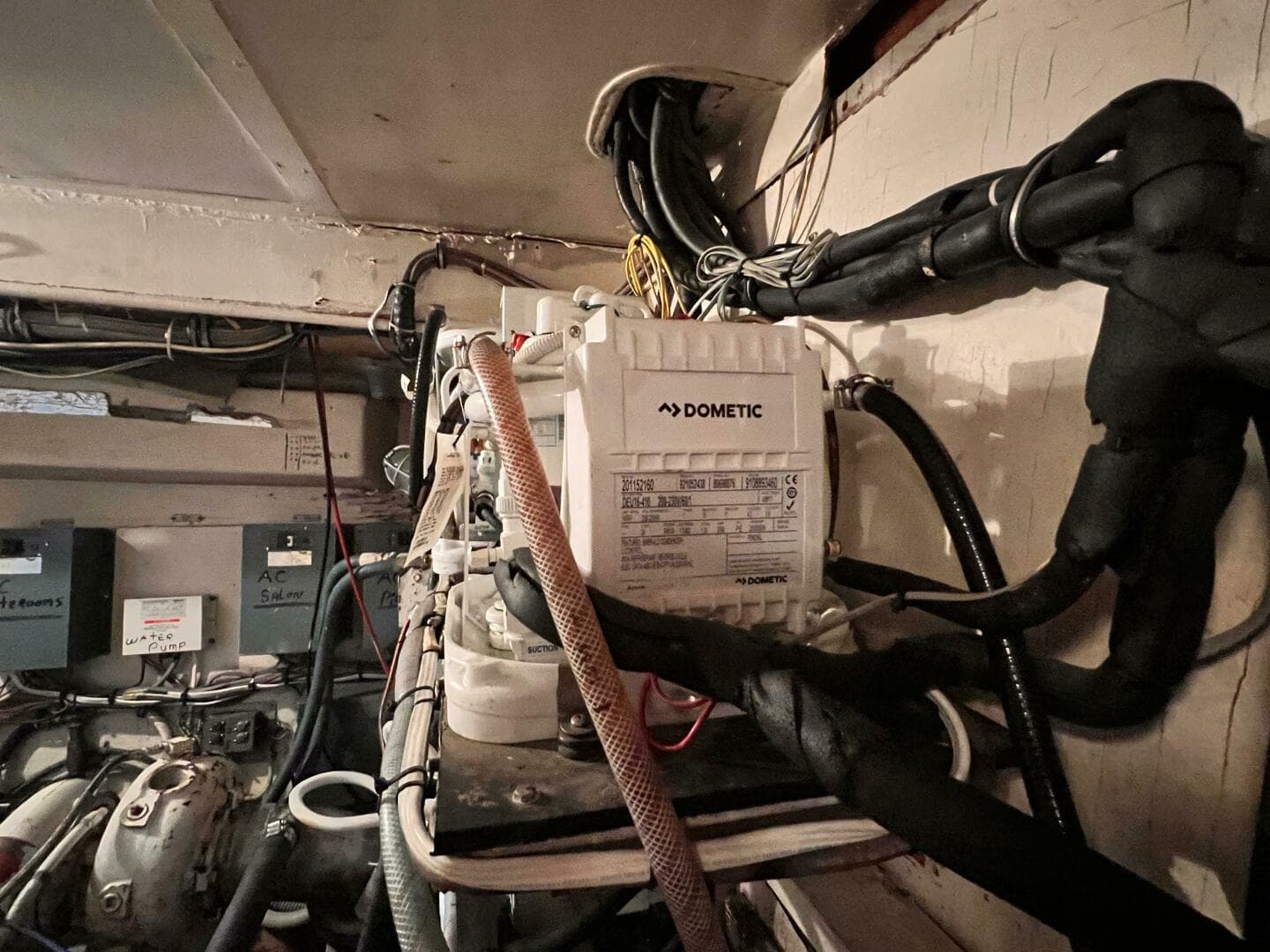 1980 Hatteras 58 — photo 43