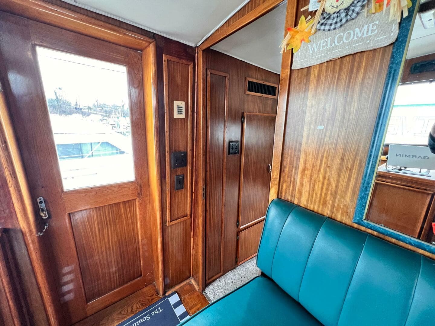 1980 Hatteras 58 — photo 10