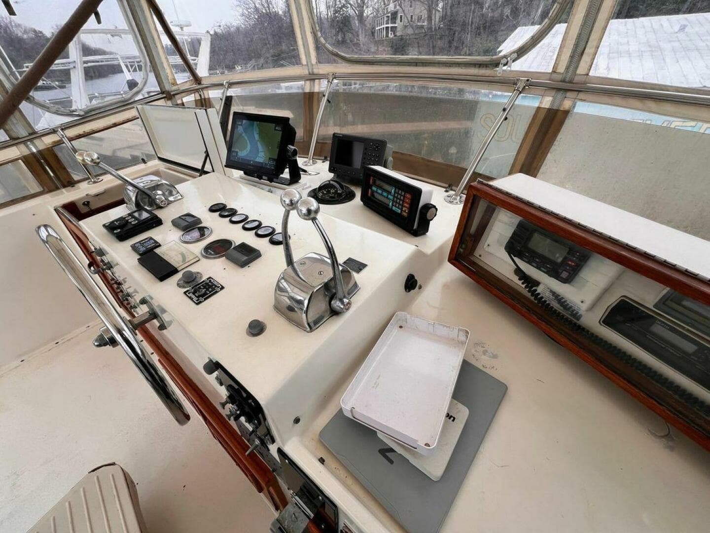 1980 Hatteras 58 — photo 103