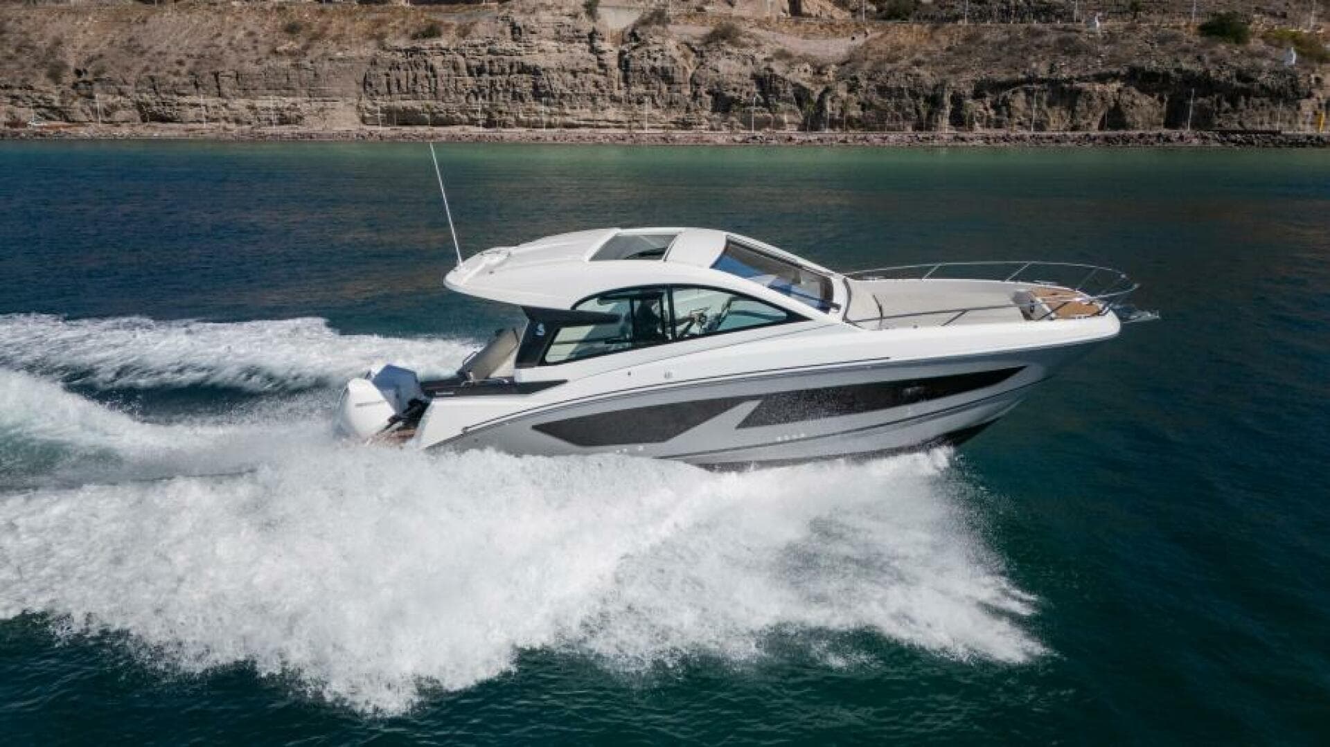 2021 Beneteau 32 Gran Turismo — photo 46