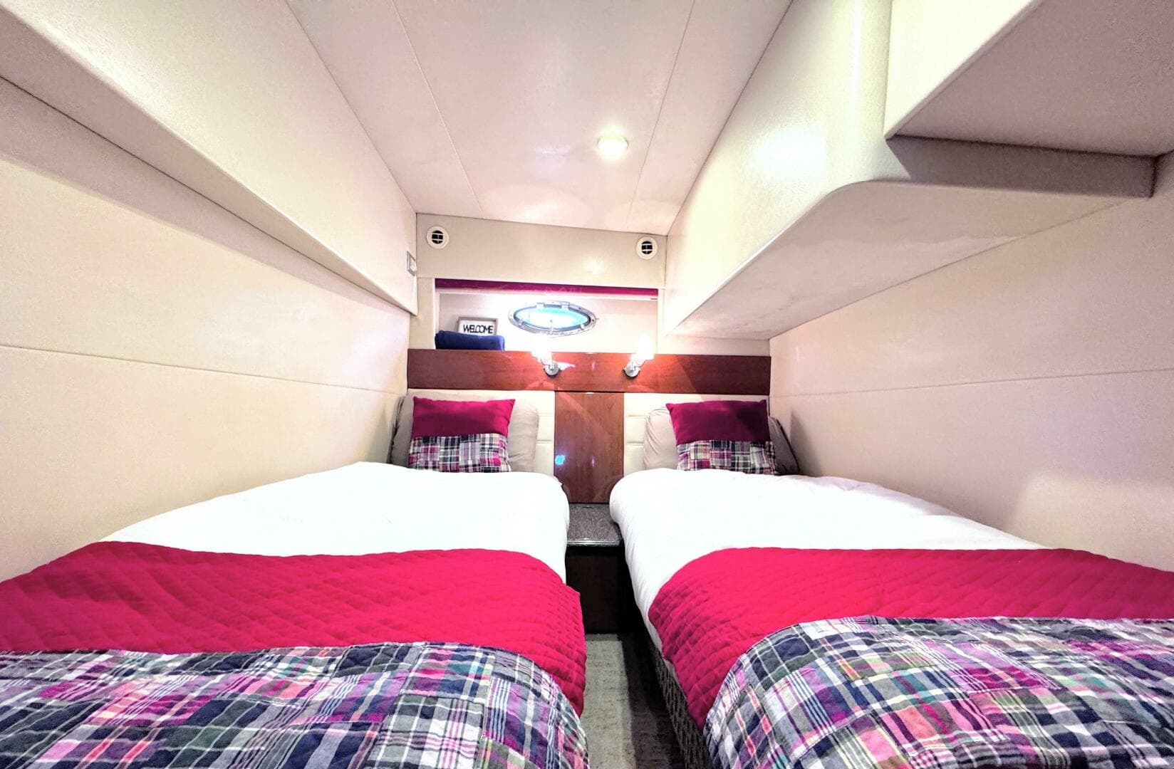 2008 Formula 45 Yacht — photo 35