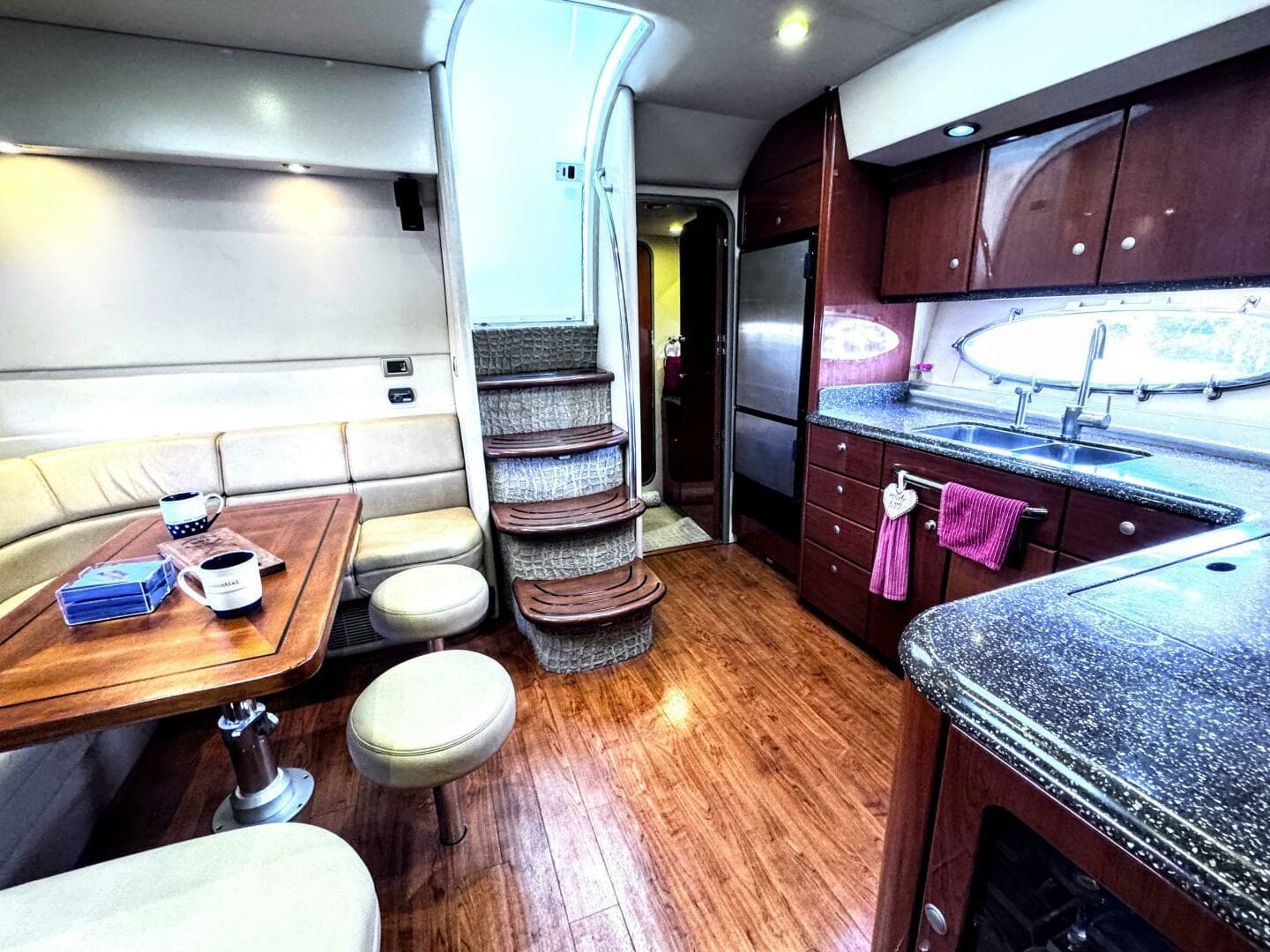 2008 Formula 45 Yacht — photo 7