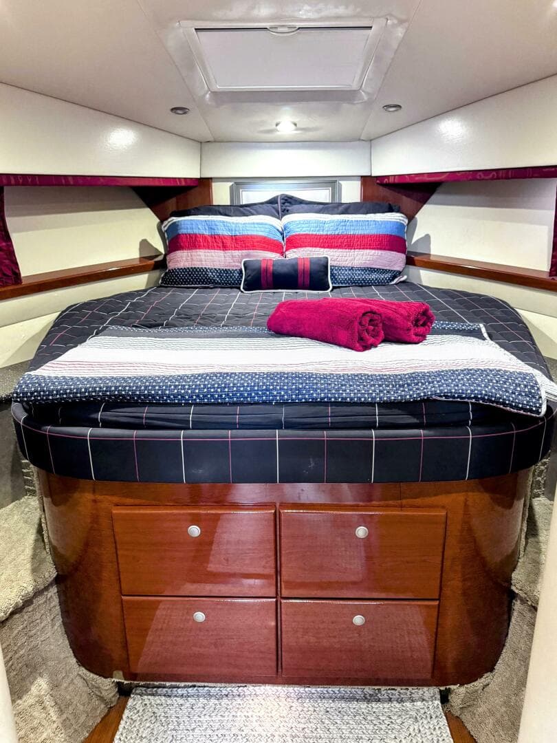 2008 Formula 45 Yacht — photo 33