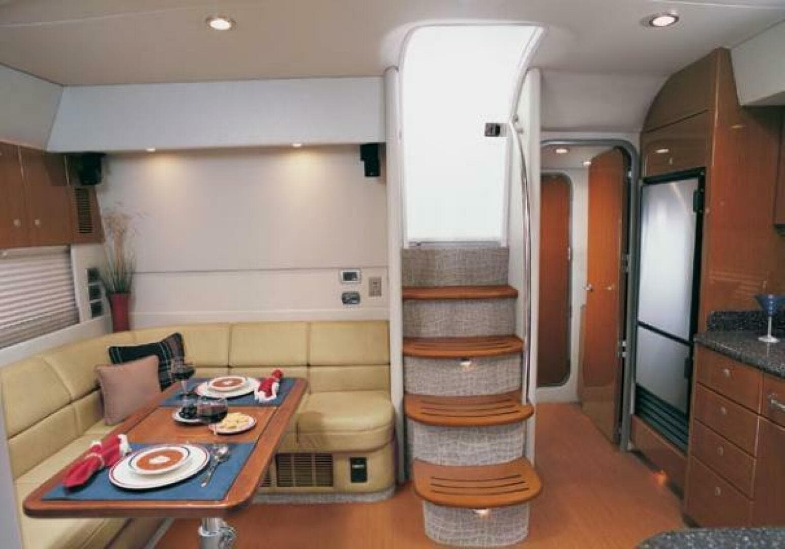 2008 Formula 45 Yacht — photo 45