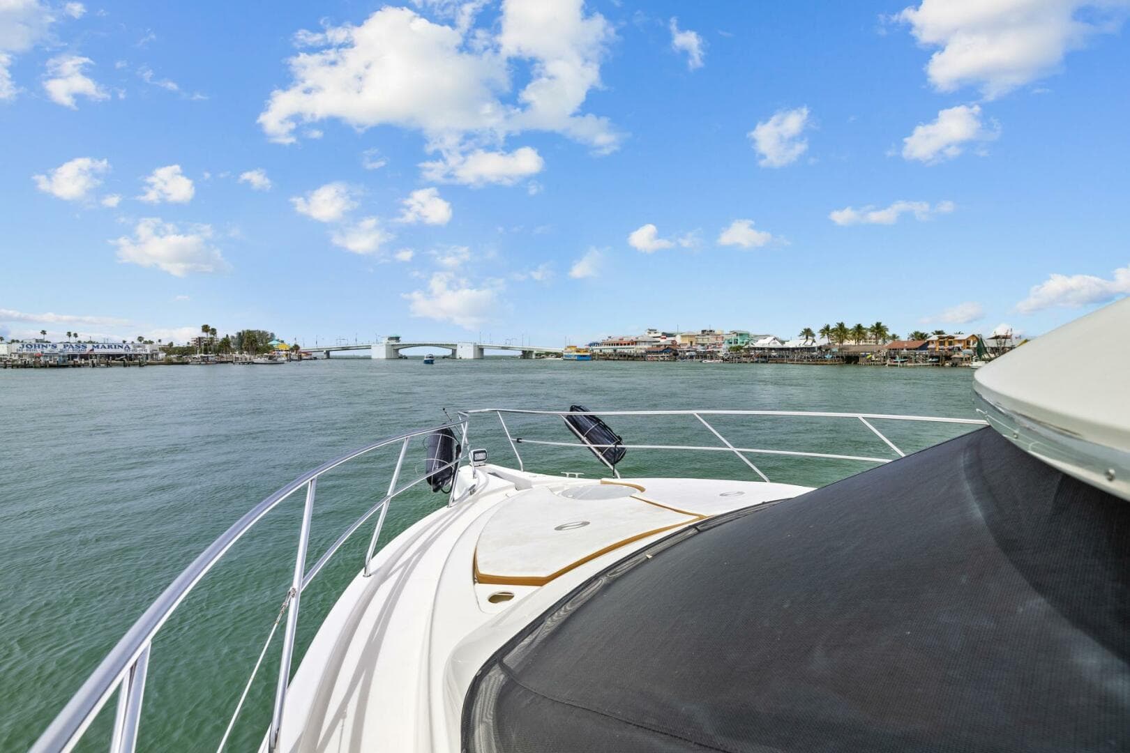 2002 Silverton 43 — photo 16