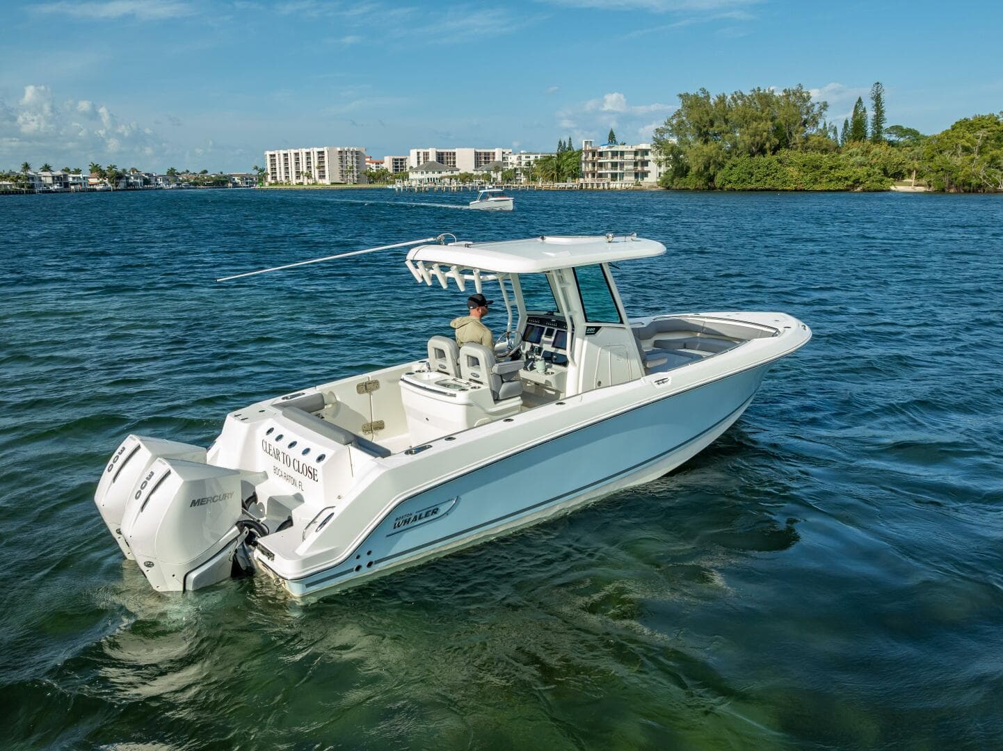 2023 Boston Whaler 280 Outrage — photo 17