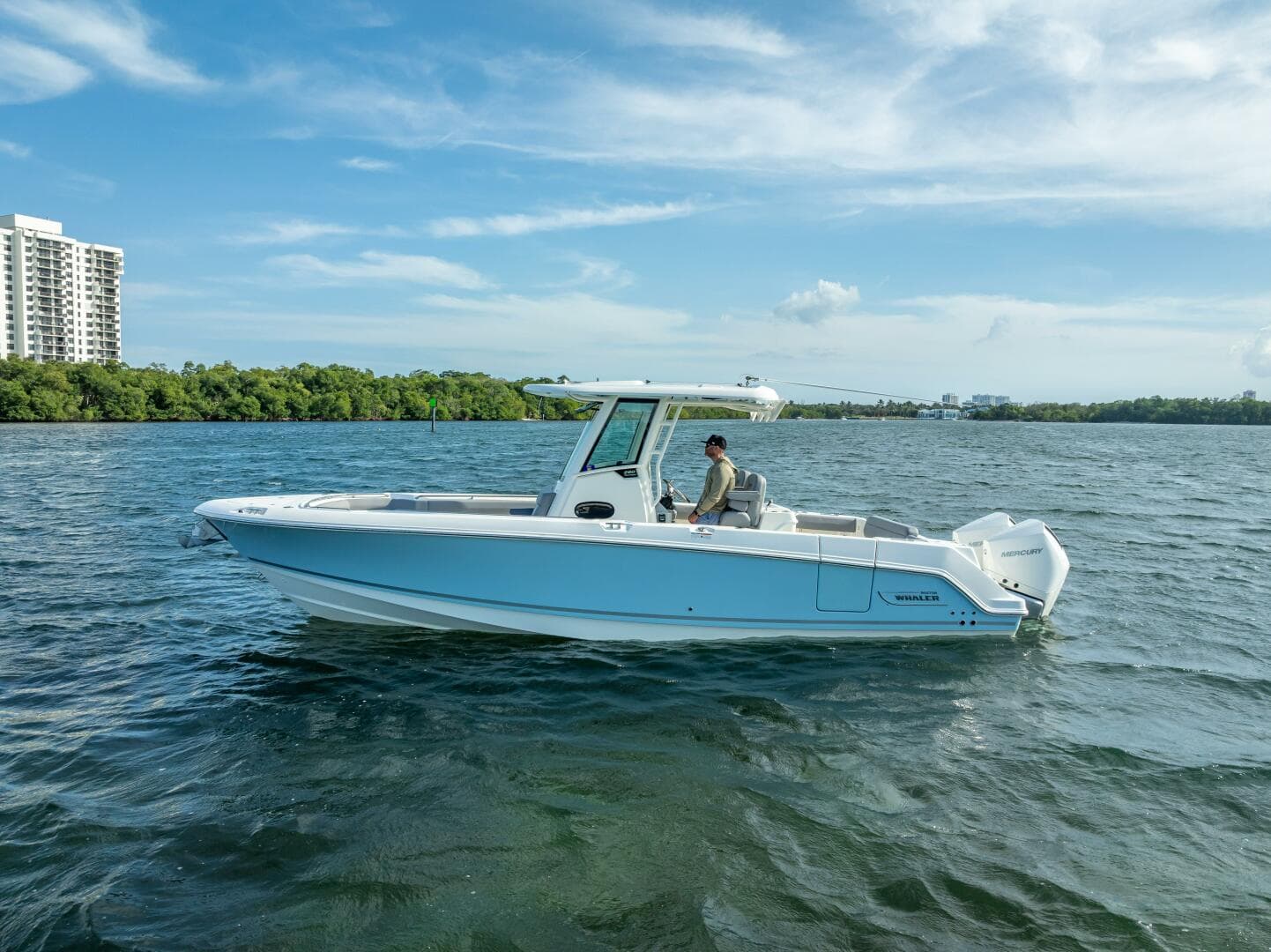 2023 Boston Whaler 280 Outrage — photo 7