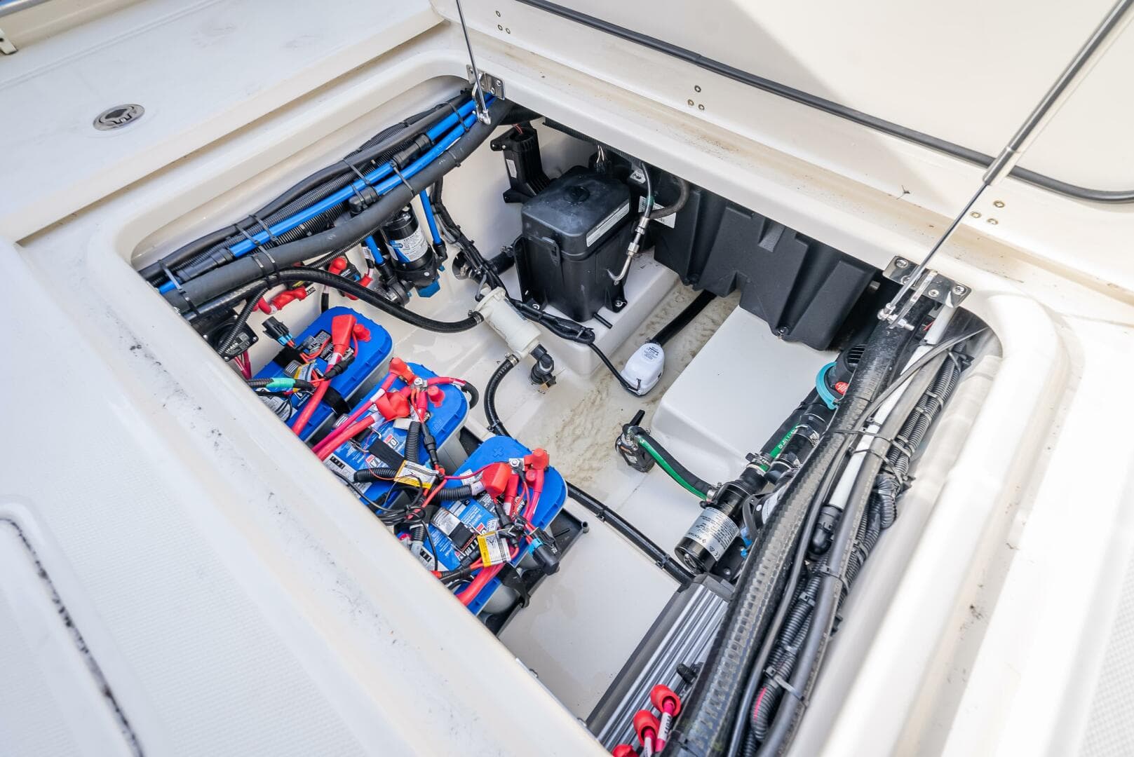 2023 Boston Whaler 280 Outrage — photo 74