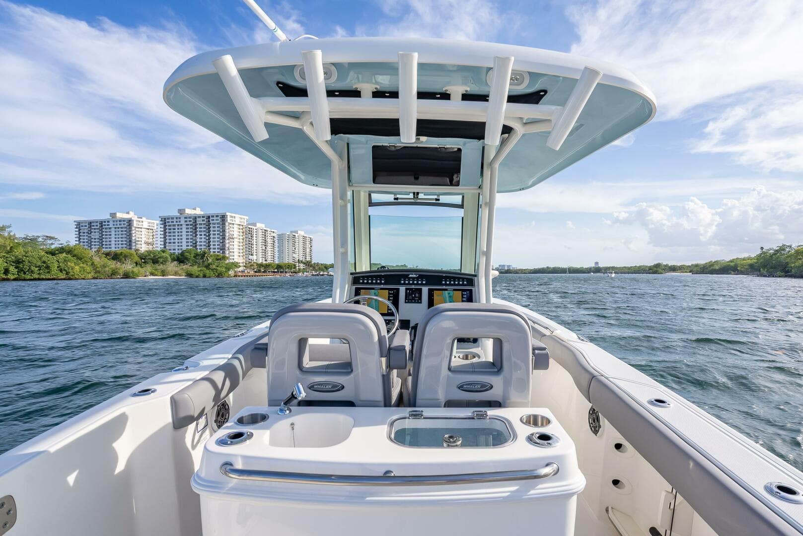 2023 Boston Whaler 280 Outrage — photo 69
