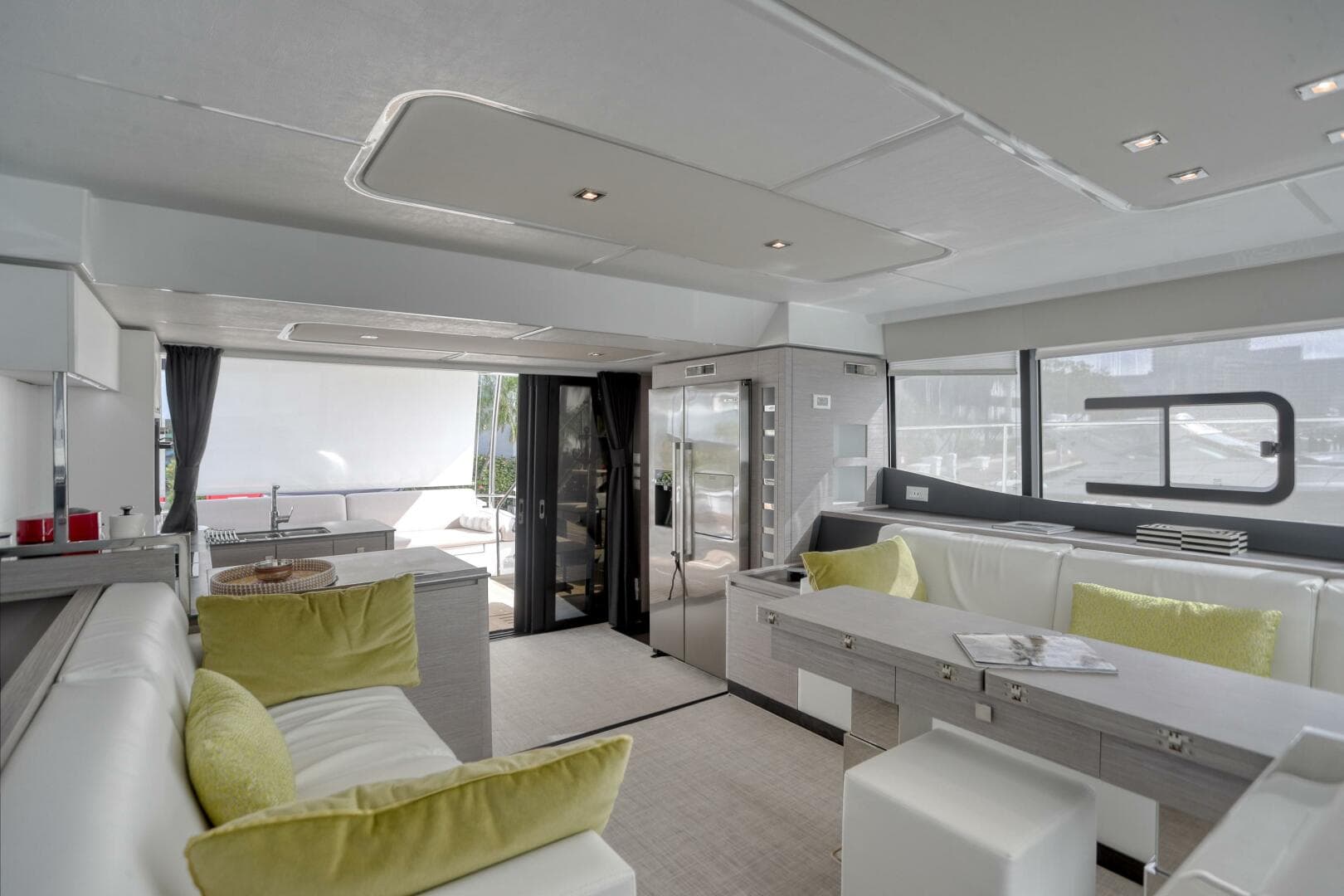 2022 Fountaine Pajot My 6 — photo 91