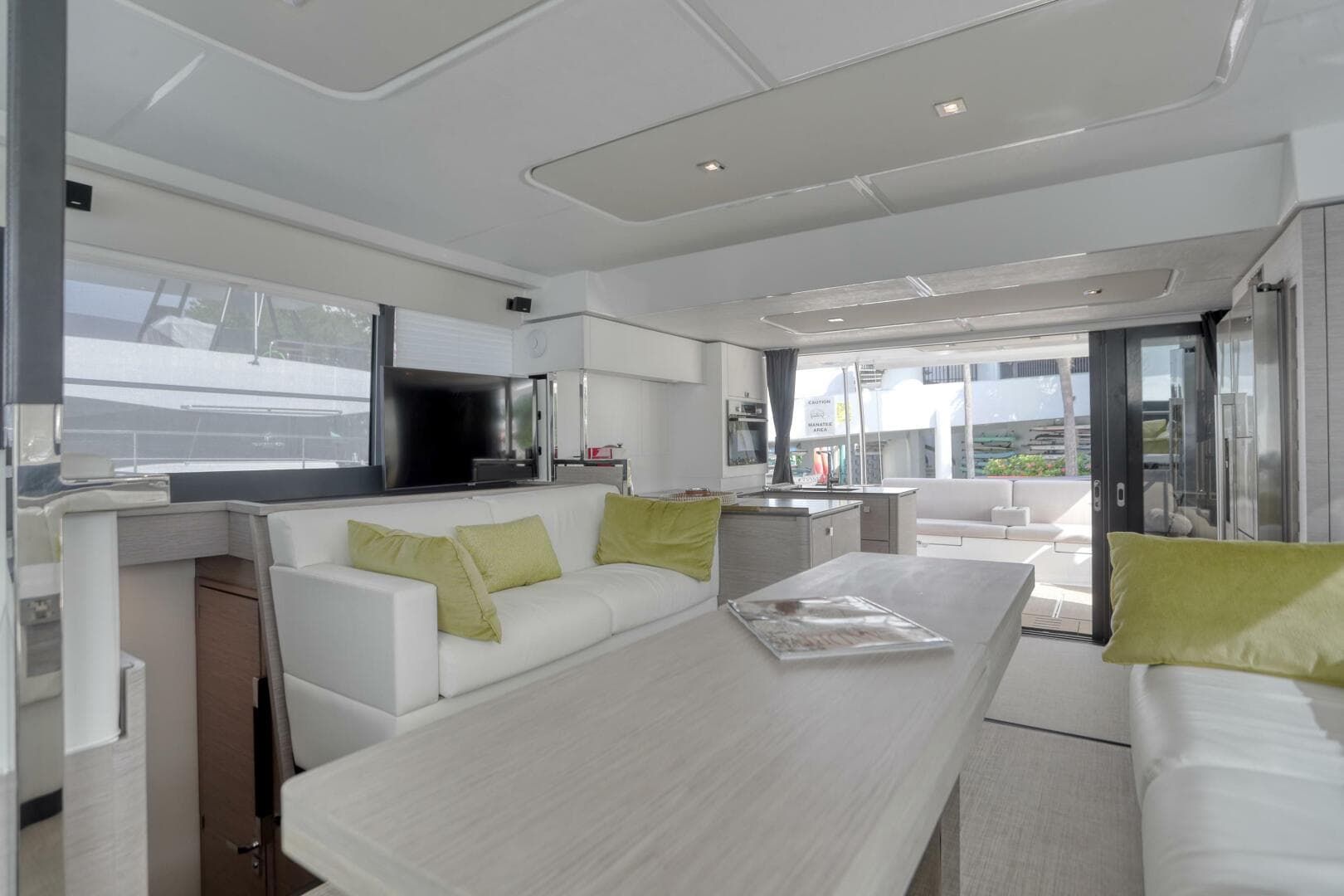 2022 Fountaine Pajot My 6 — photo 93