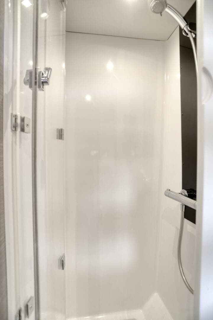 2022 Fountaine Pajot My 6 — photo 111