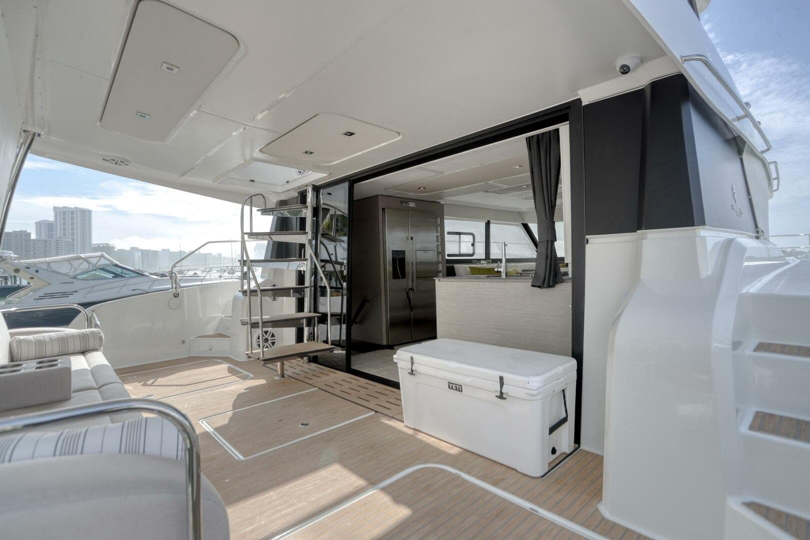 2022 Fountaine Pajot My 6 — photo 86