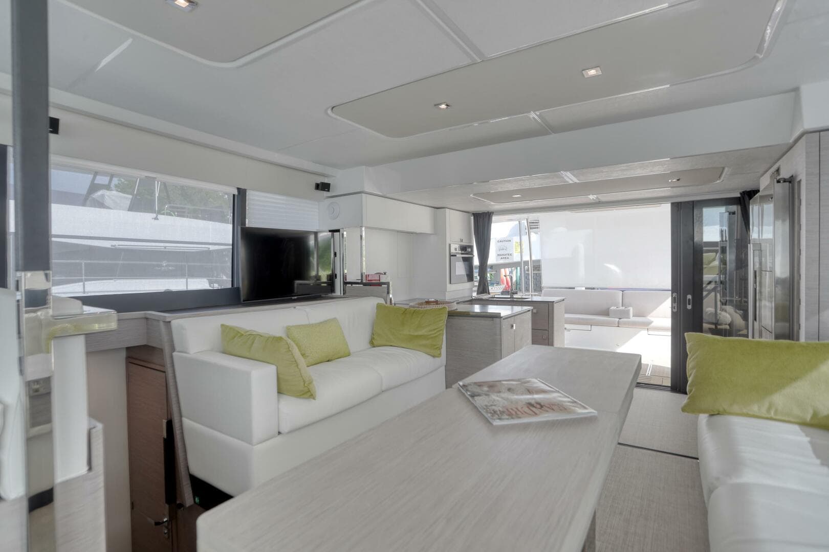2022 Fountaine Pajot My 6 — photo 92