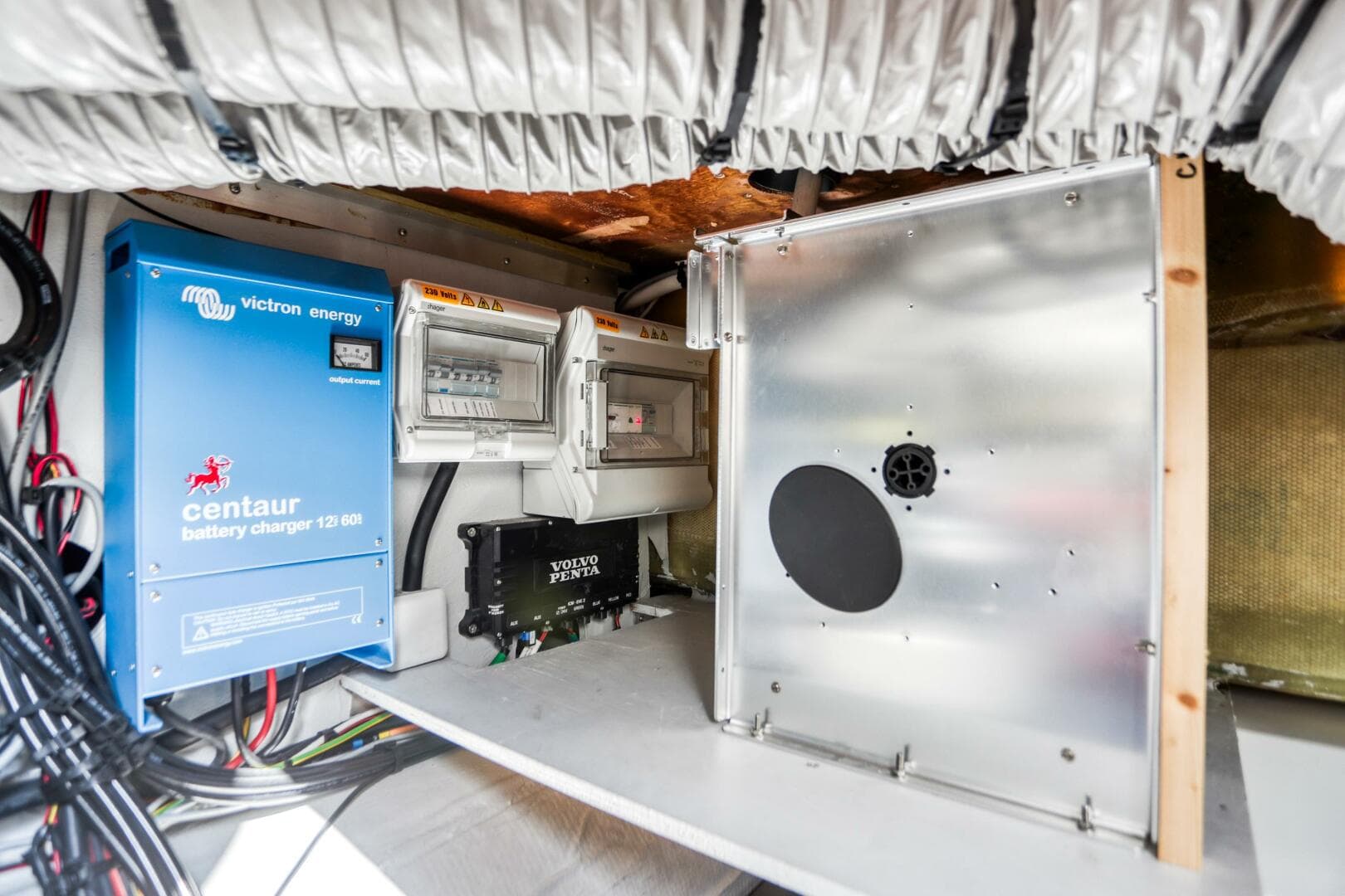 2022 Fountaine Pajot My 6 — photo 57