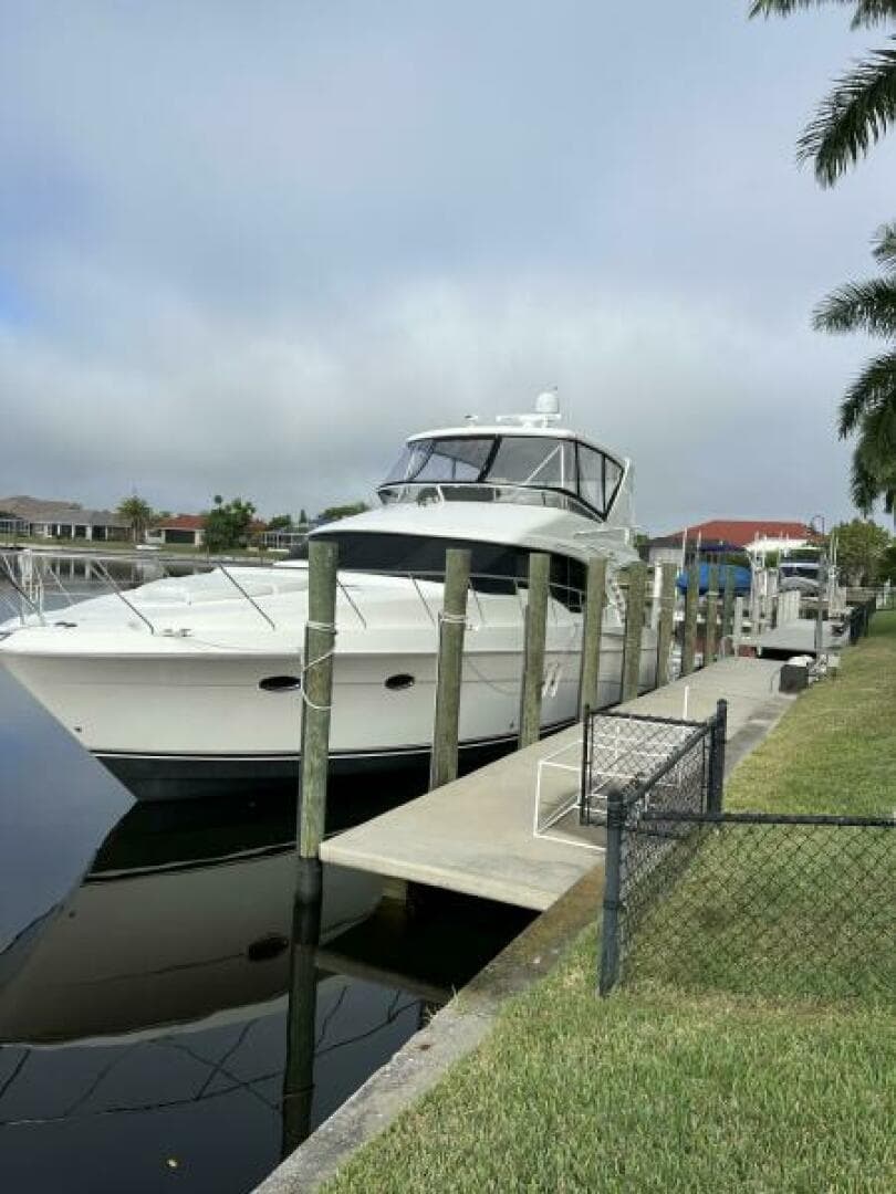 2008 Ovation 52 — photo 1