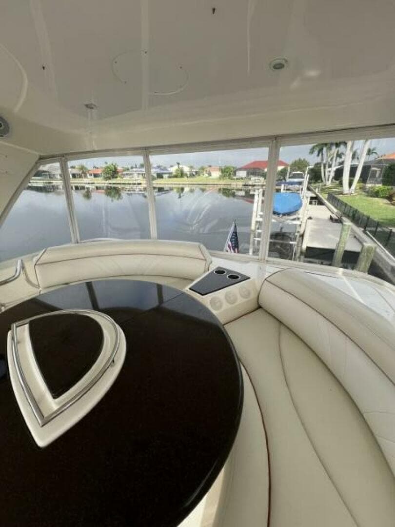 2008 Ovation 52 — photo 10