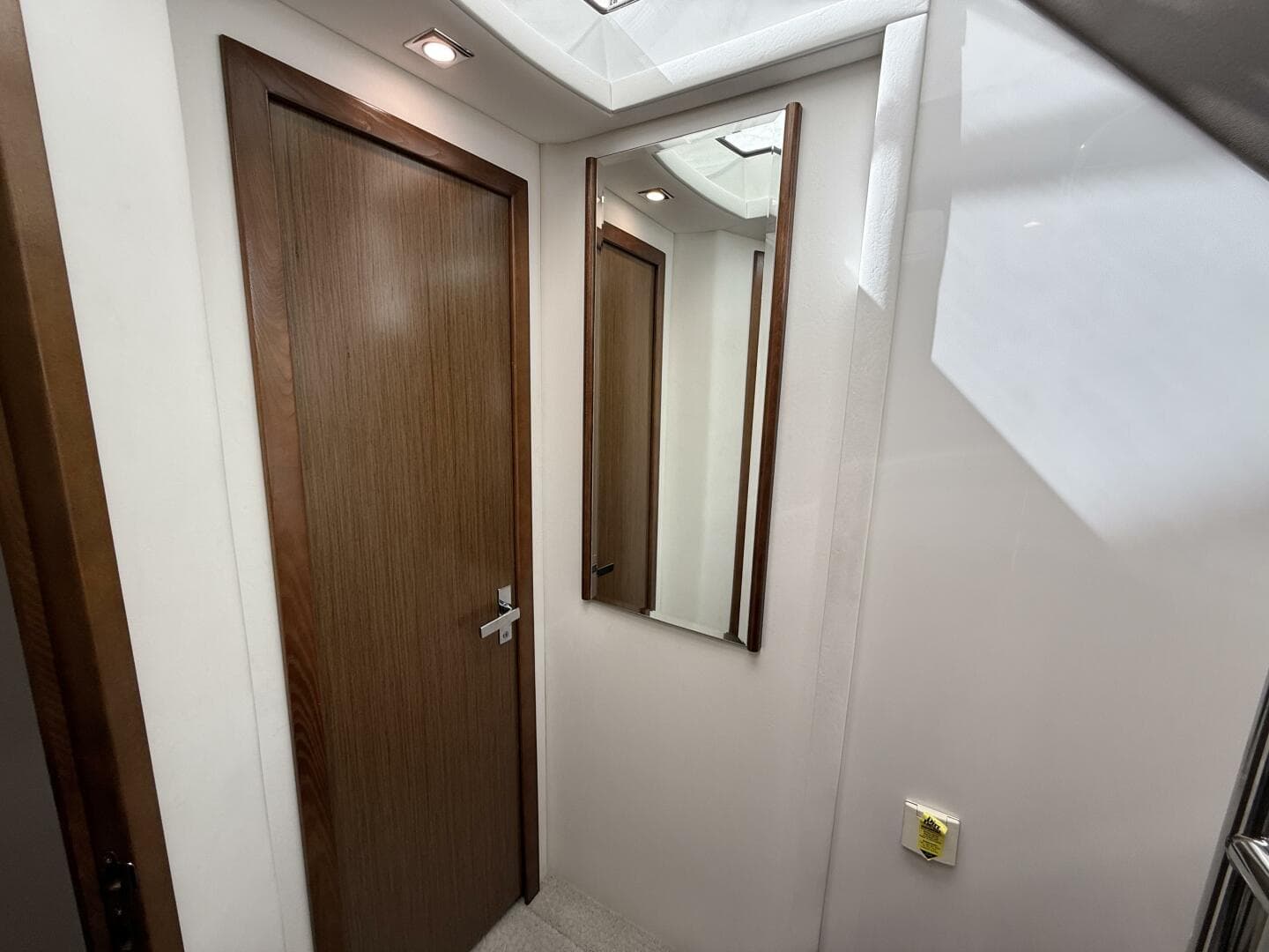 2014 Cruisers Yachts 45 Cantius — photo 19