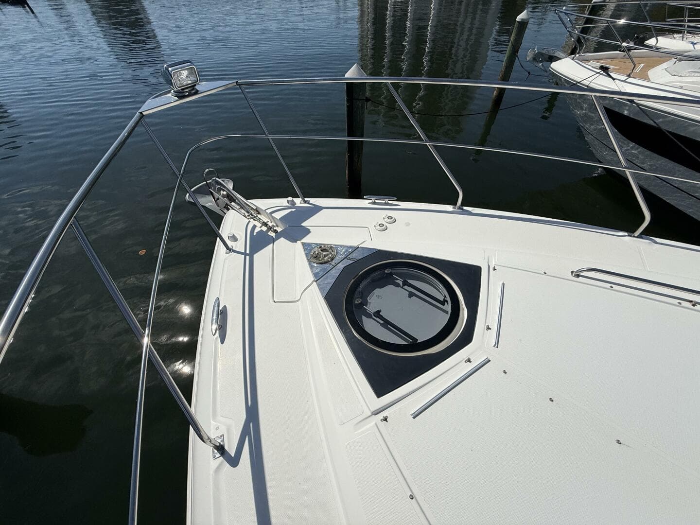 2014 Cruisers Yachts 45 Cantius — photo 49