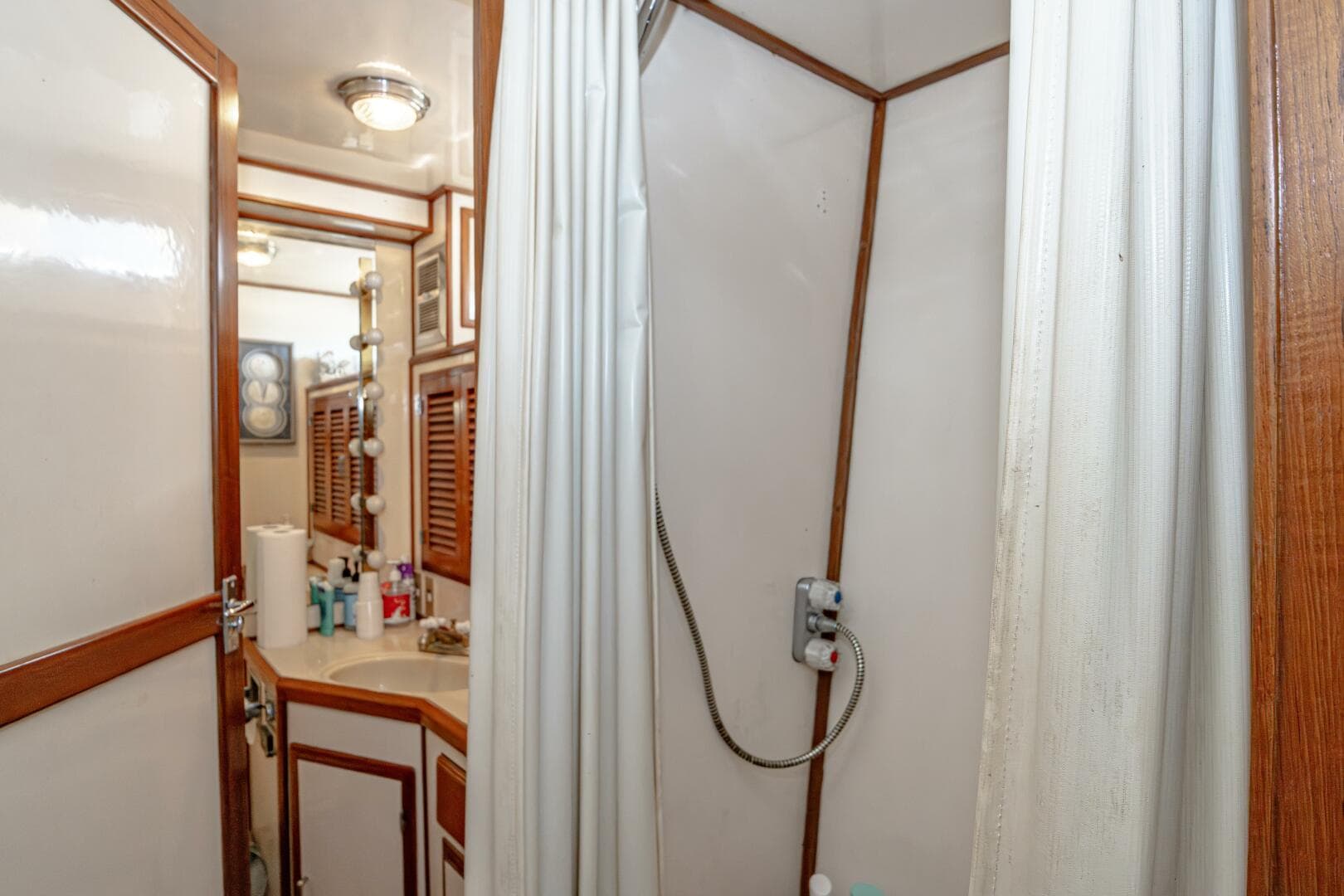 1987 Jefferson Marquessa — photo 32