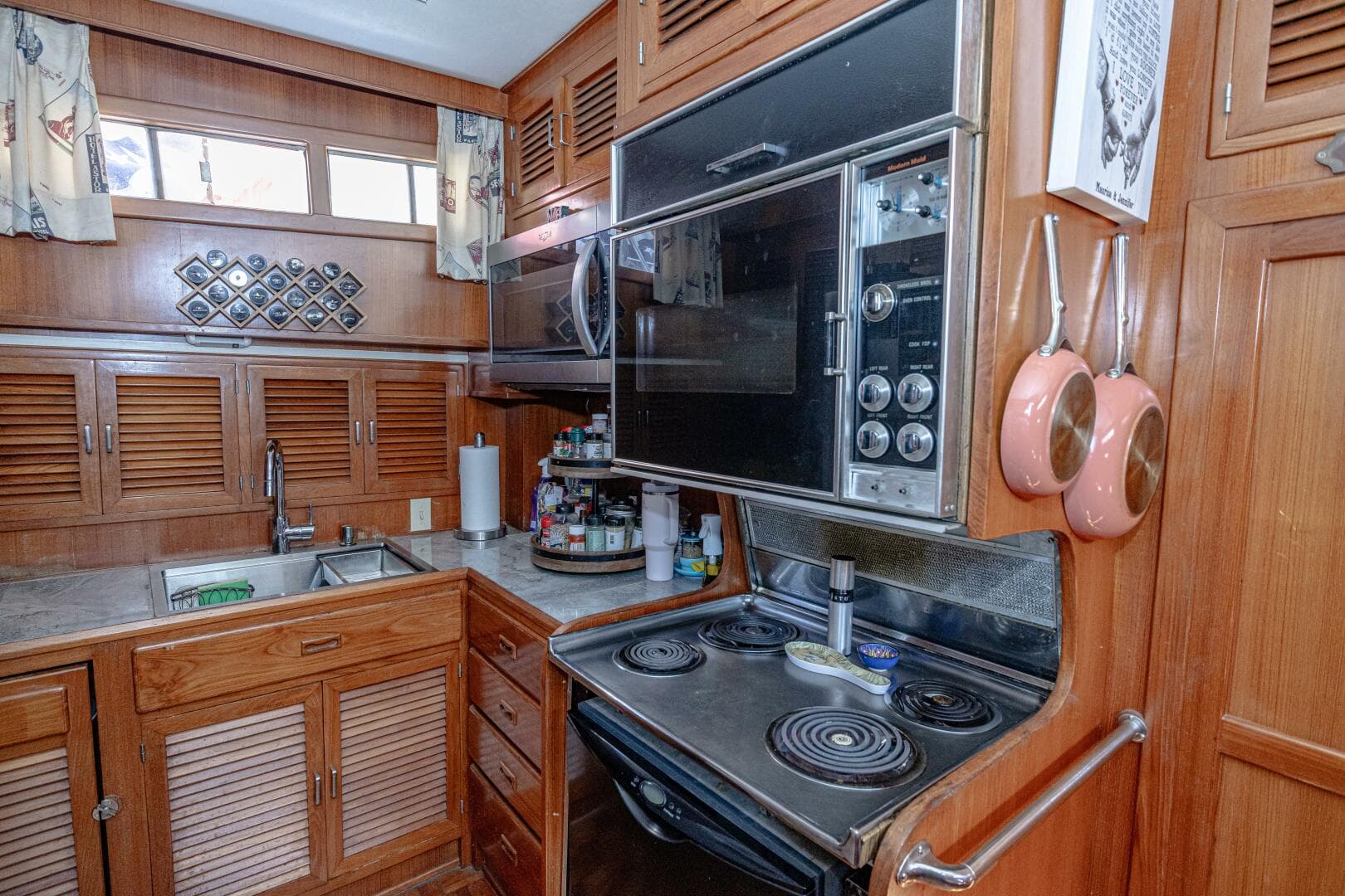 1987 Jefferson Marquessa — photo 24