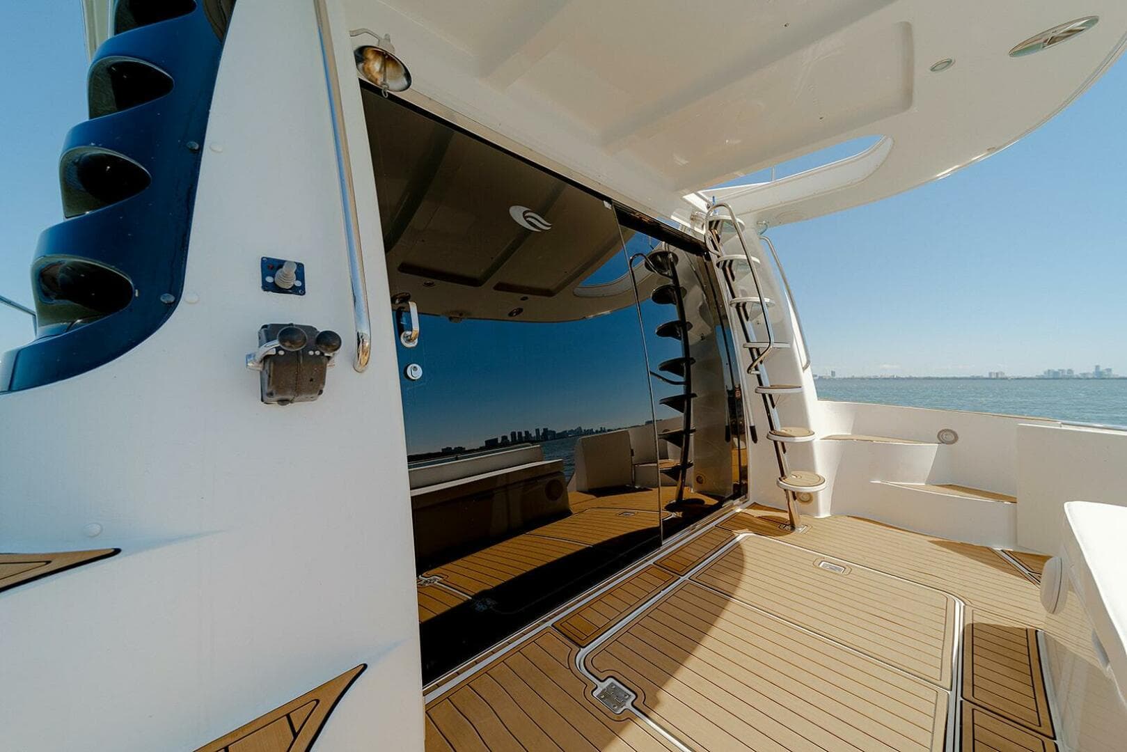 2003 Carver — photo 41