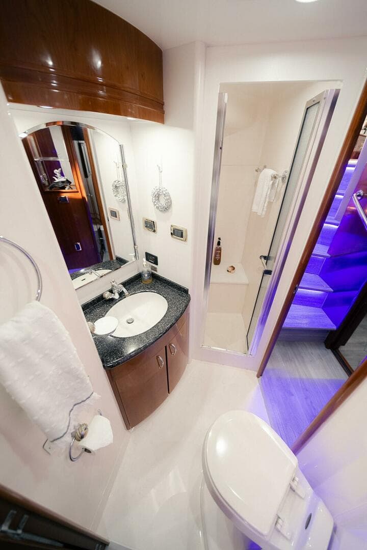 2003 Carver — photo 37