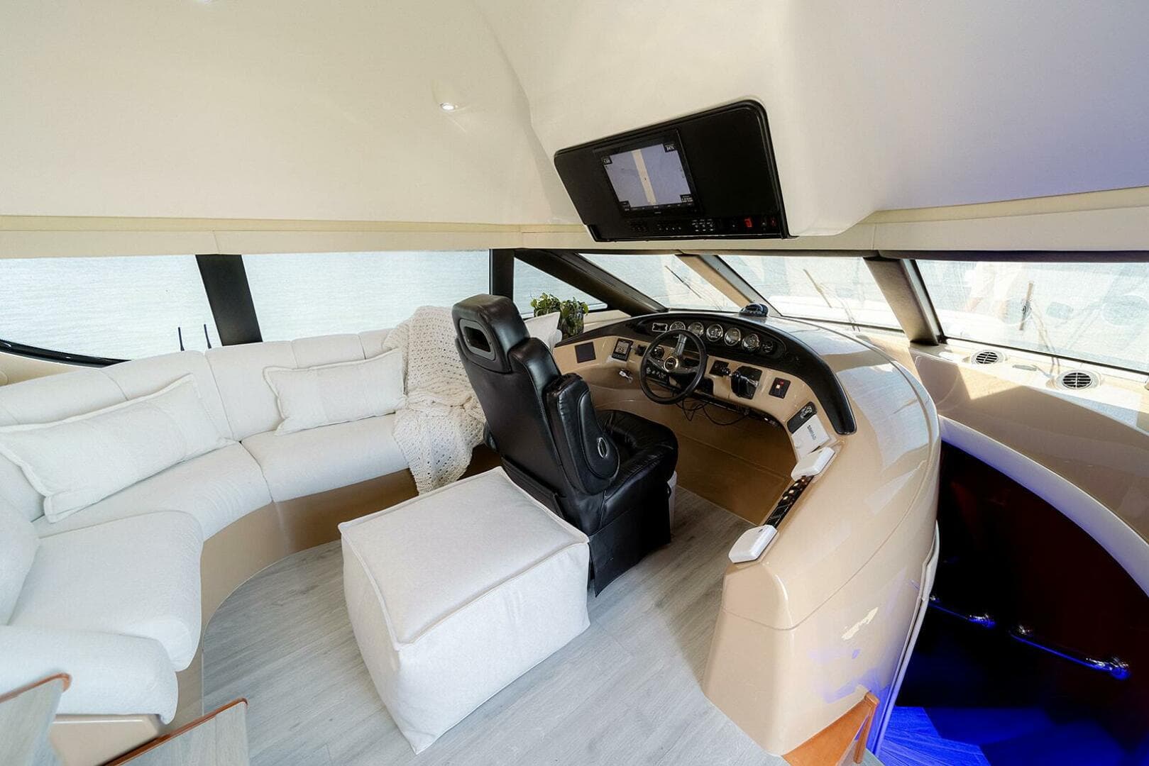 2003 Carver — photo 29