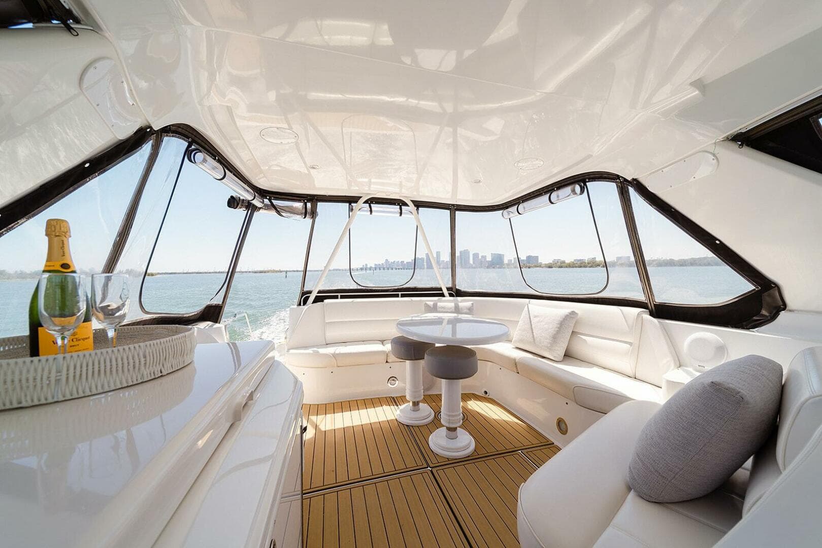 2003 Carver — photo 40